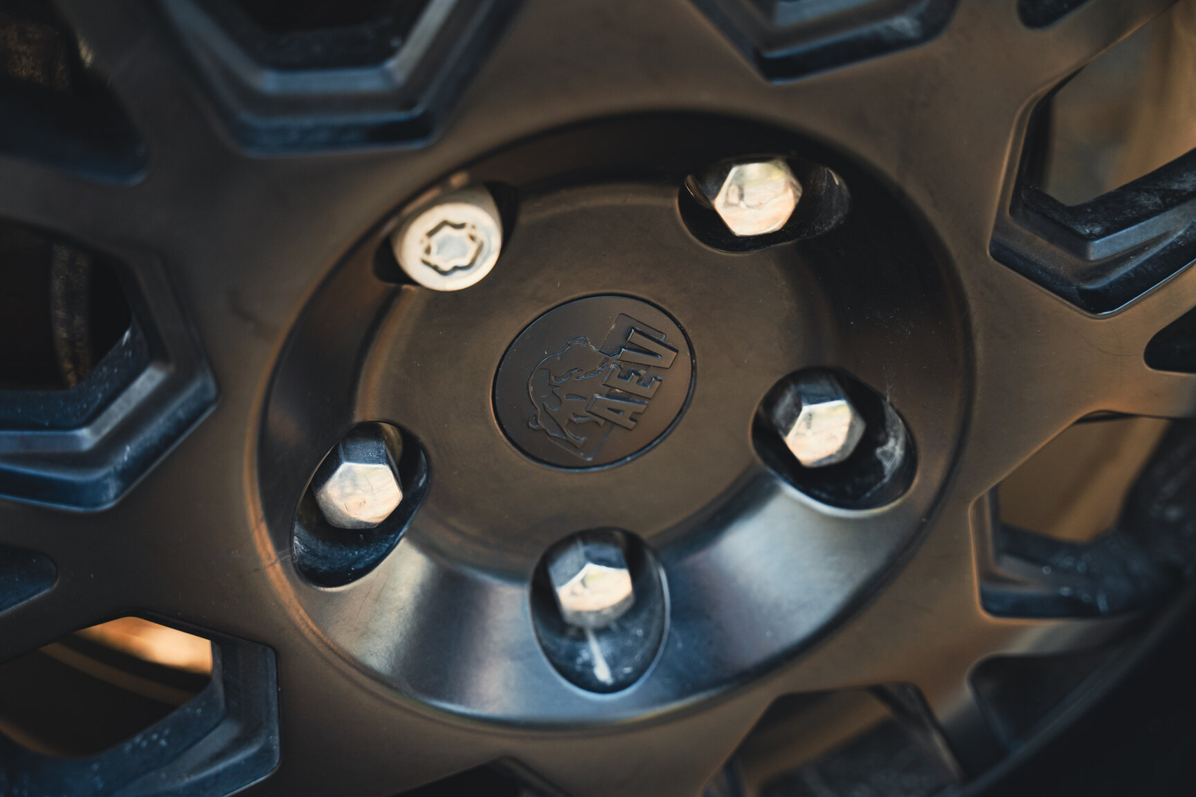 Exteriörbild på 2017 Dodge Ram 1500 AEV (139)