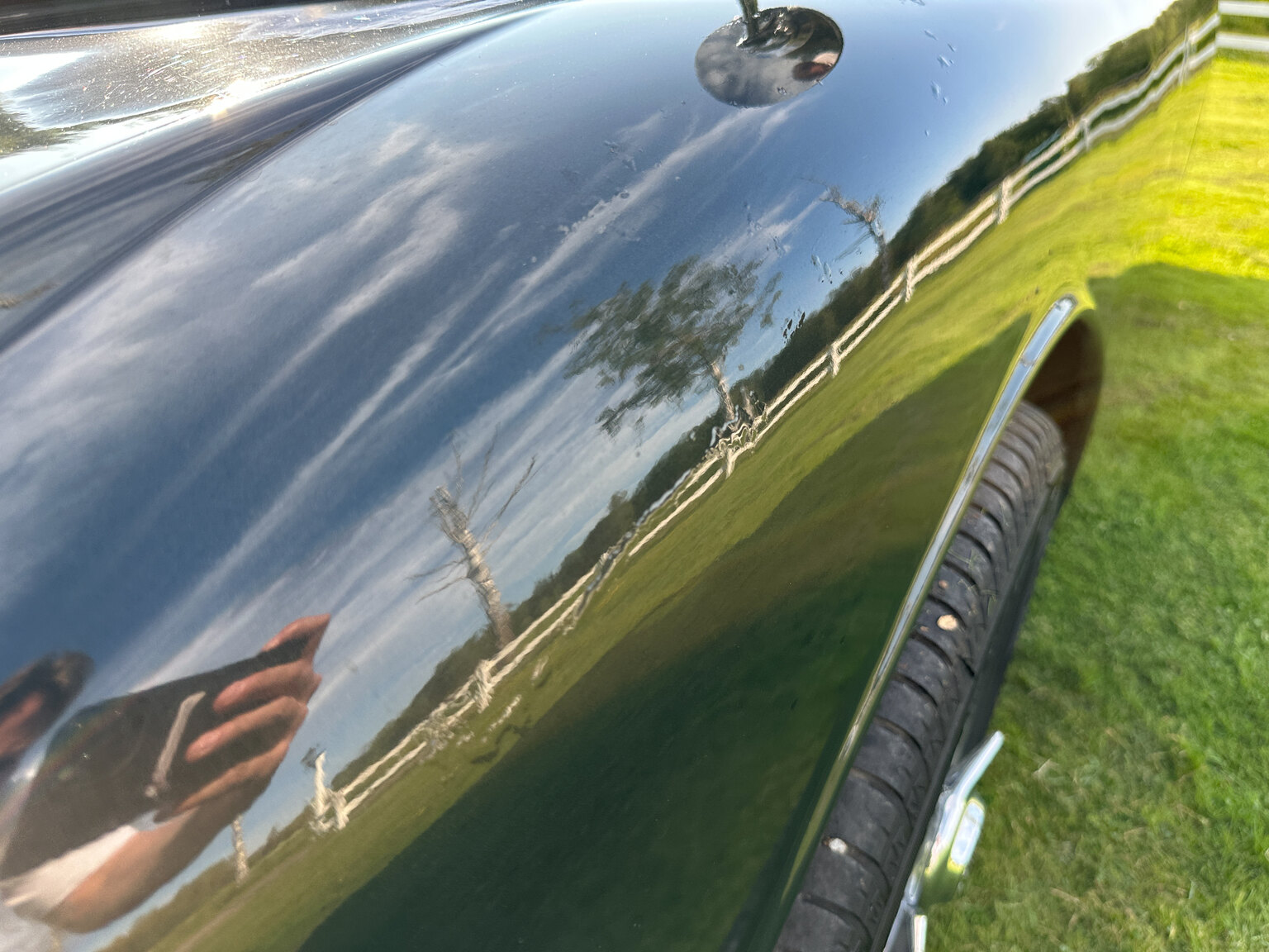 Exterior image of 1965 Daimler 250 V8