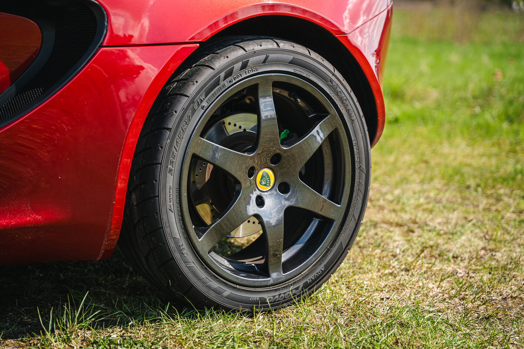 Exteriörbild på 2001 Lotus Elise 111
