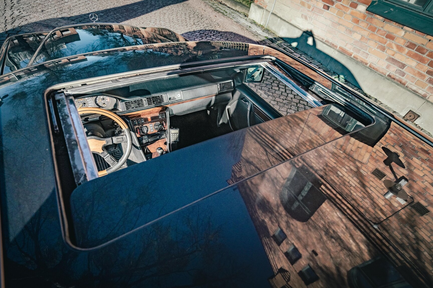 Innenraumfoto von 1991 Mercedes-Benz 300E-24 (47)