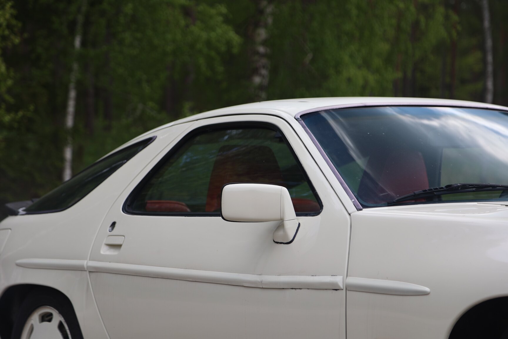 Exteriörbild på 1981 Porsche 928 S (76)
