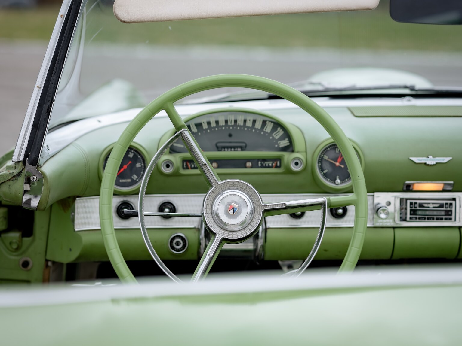Interior image of 1956 Ford Thunderbird (16)
