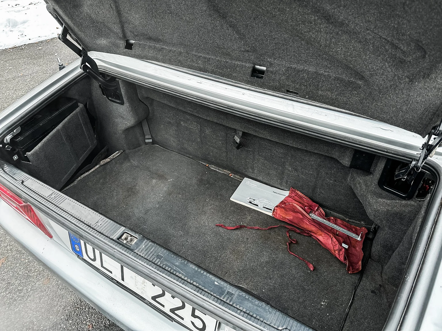 Interiörbild 1993 Mercedes-Benz 600 SL (68)