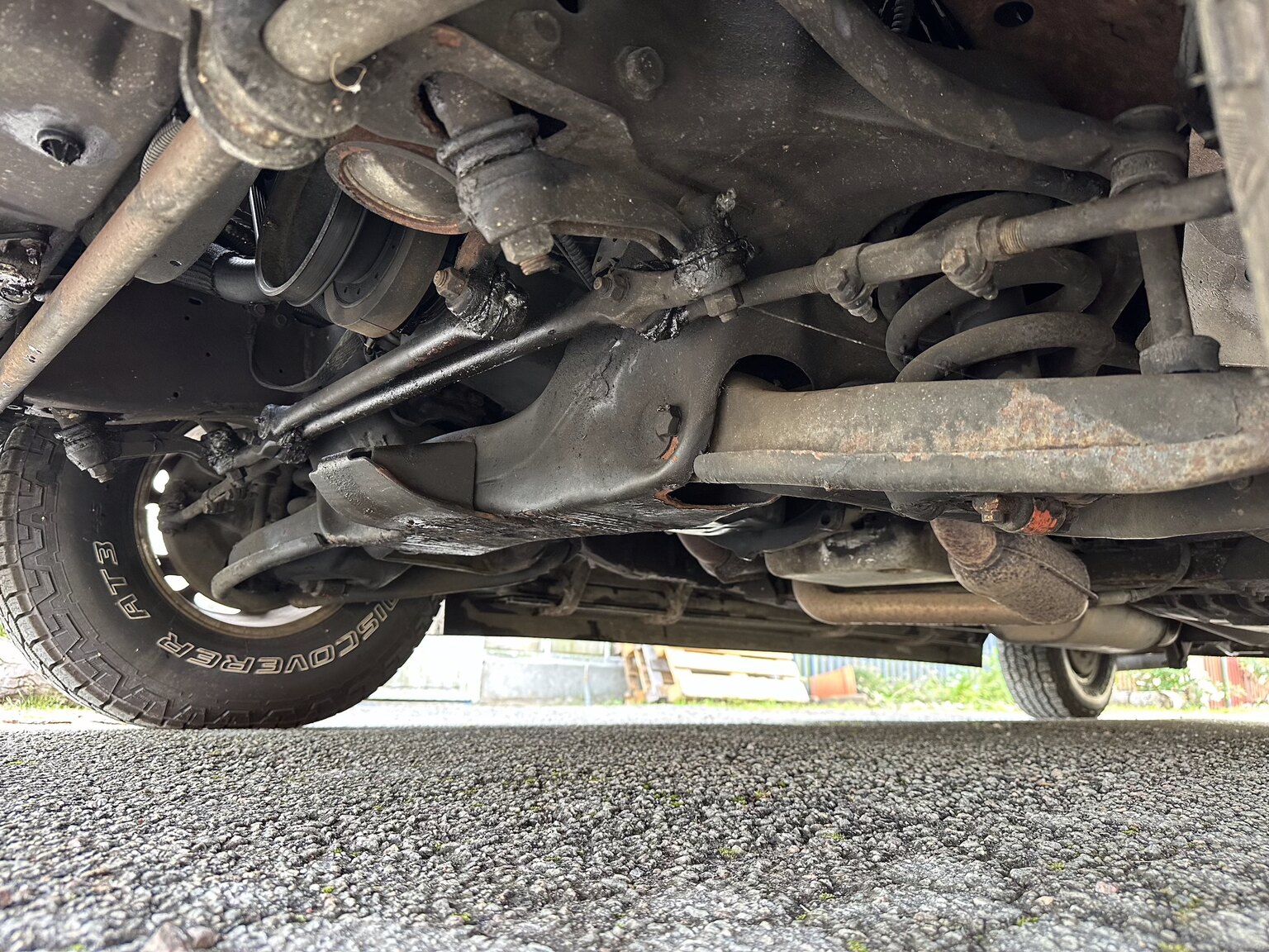 Image of 2000 GMC Savana G1500 Conversion Van mechanics