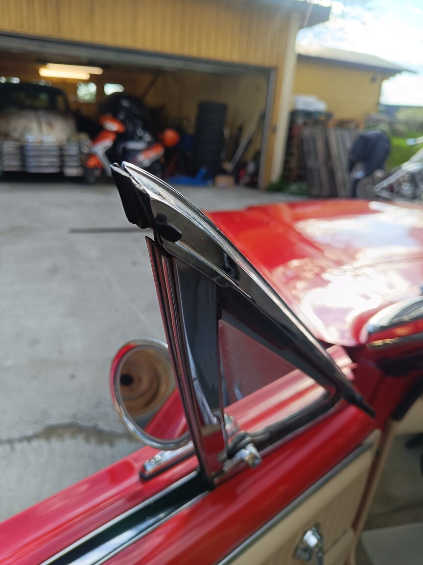 Interior image of 1966 Ford Mustang Hardtop 3.3 
