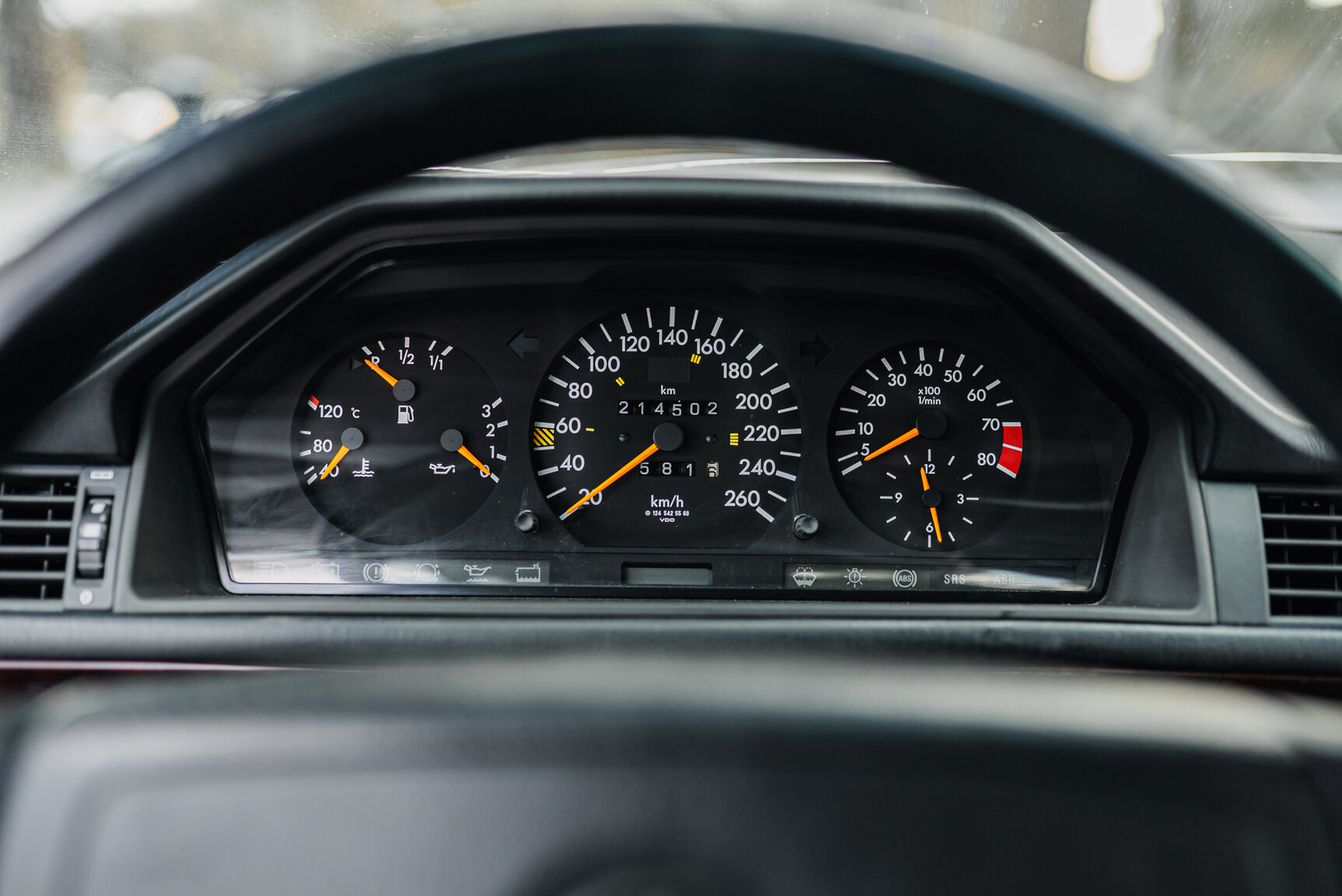 Interiörbild 1992 Mercedes-Benz 300CE-24V