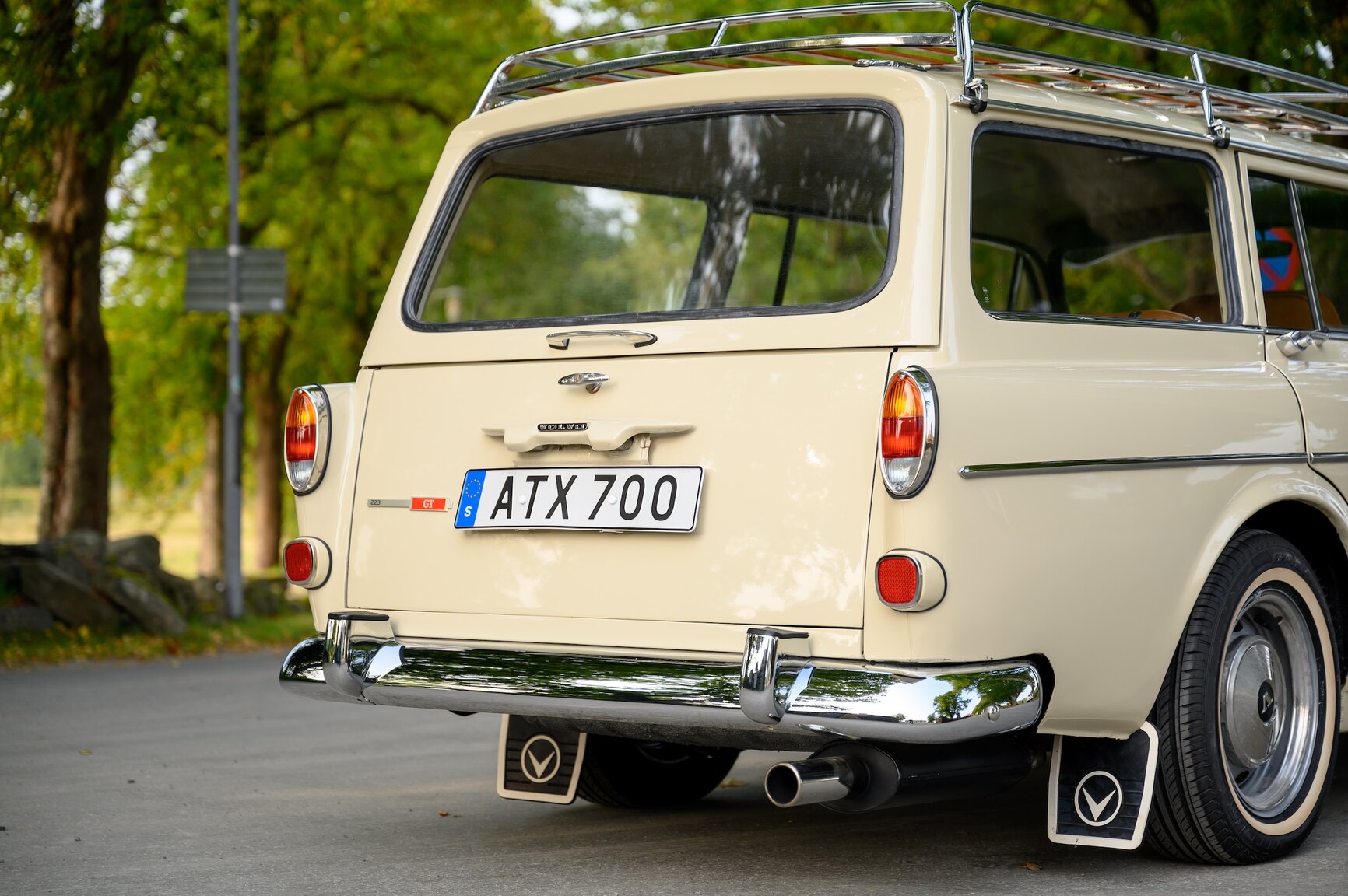 Exterior image of 1968 Amazon Herrgårdsvagn
