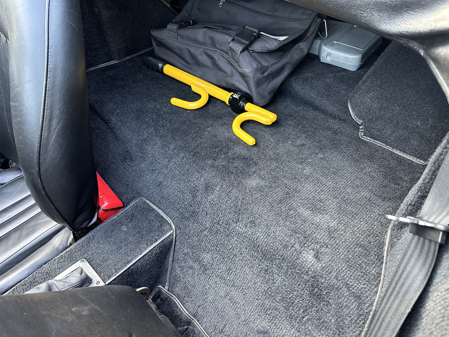 Interior image of 1988 Panther Kallista