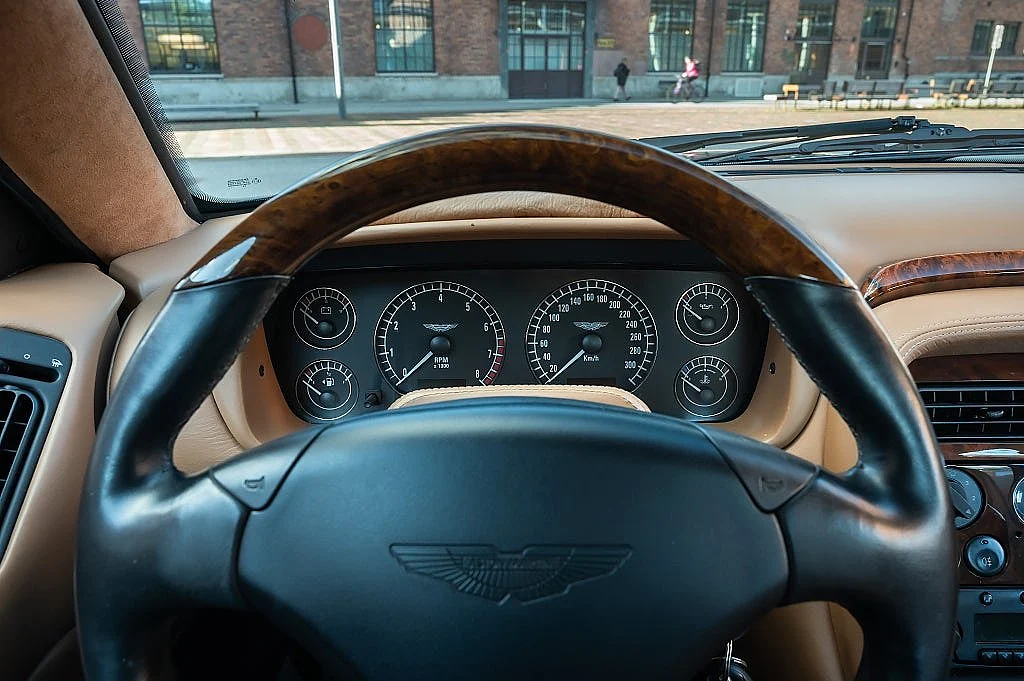 Bild von 2003 Aston Martin DB7 (16)