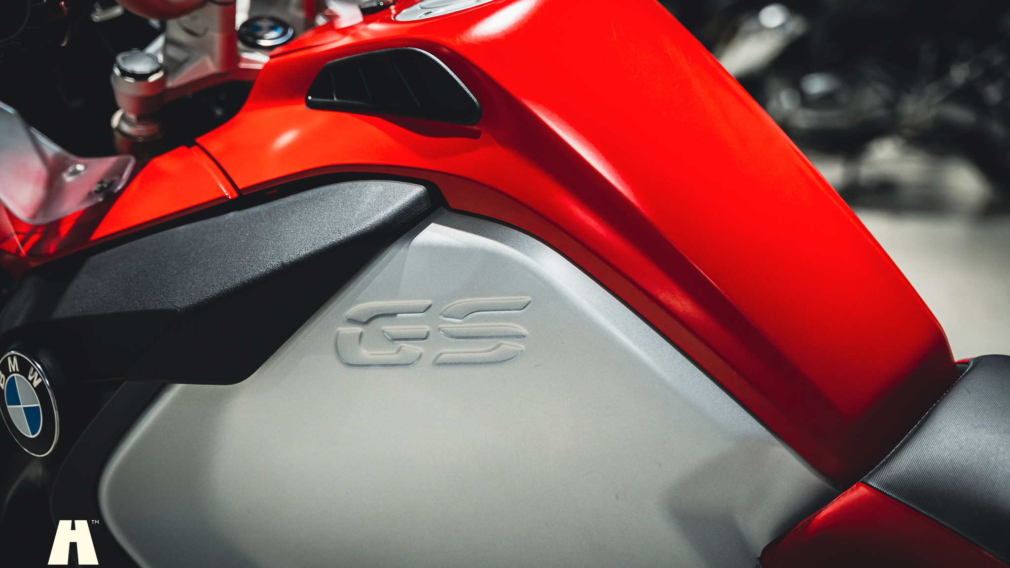 Exteriörbild på 2017 BMW R 1200 GSA (31)