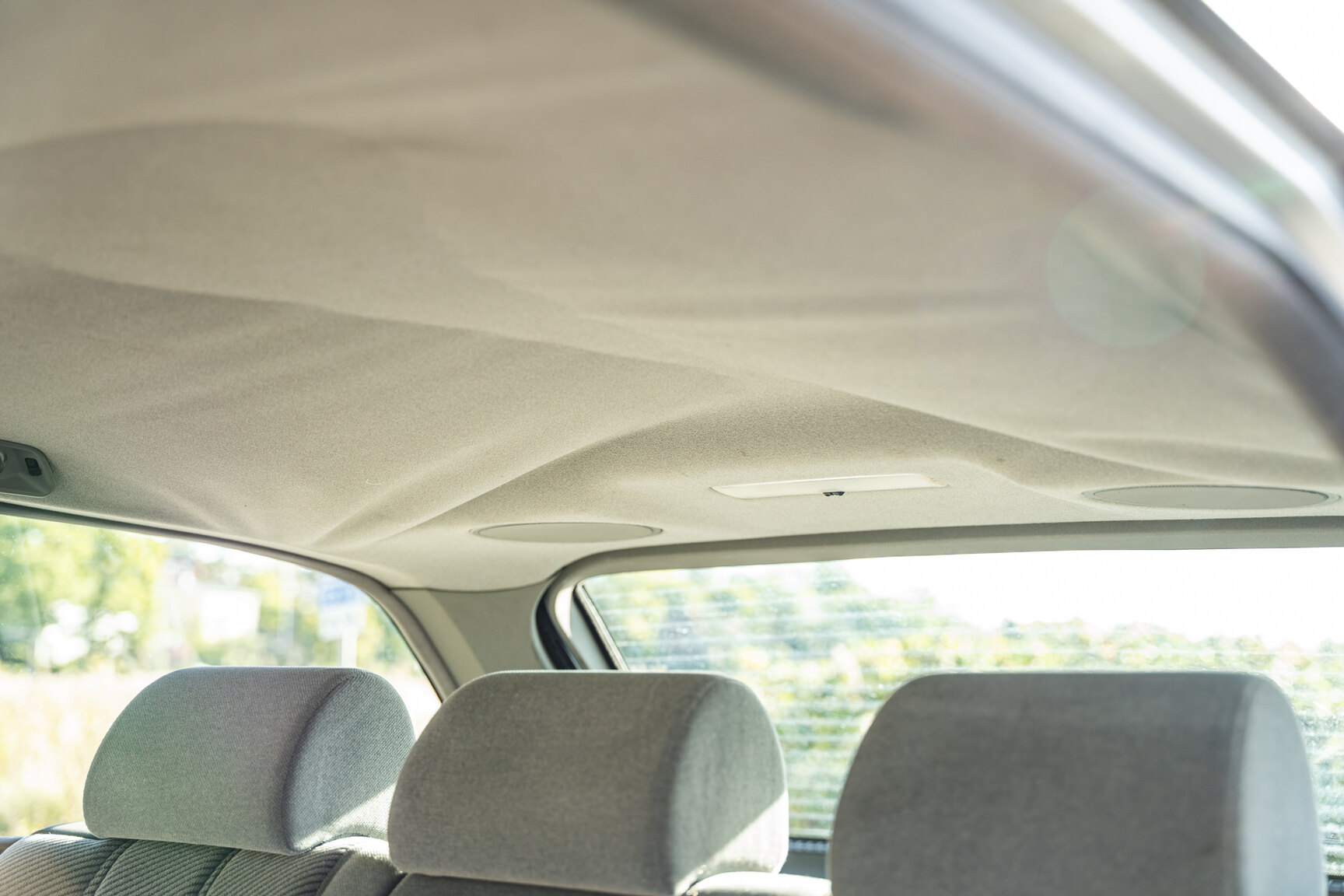 Interior image of 1994 BMW 520i E34