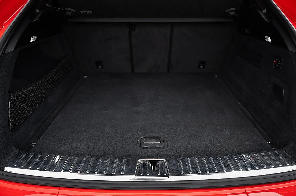 Bild von 2020 Porsche Cayenne (33)