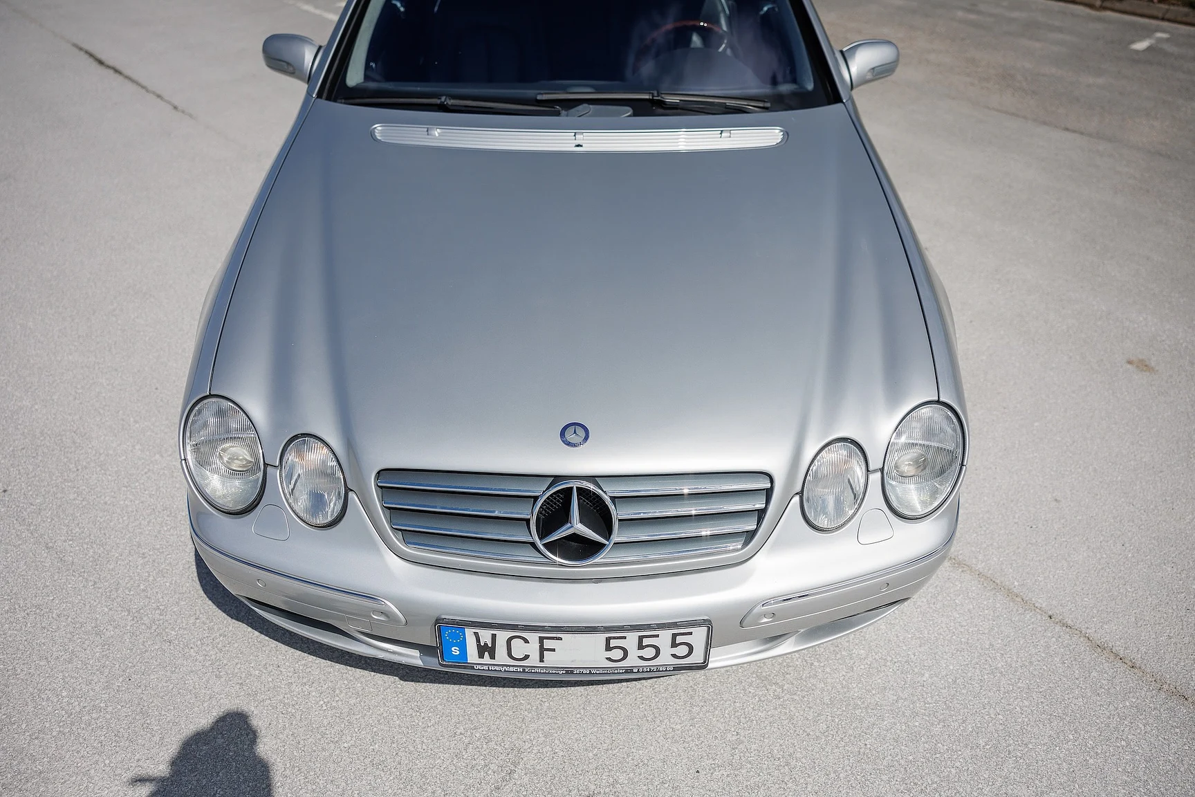 Exteriörbild på 2000 Mercedes-Benz CL 600 (24)