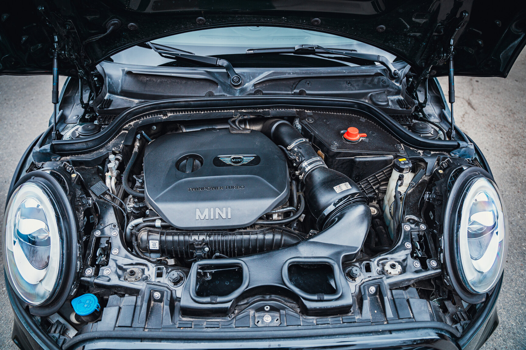 Image of 2017 Mini Cooper JCW mechanics (3)