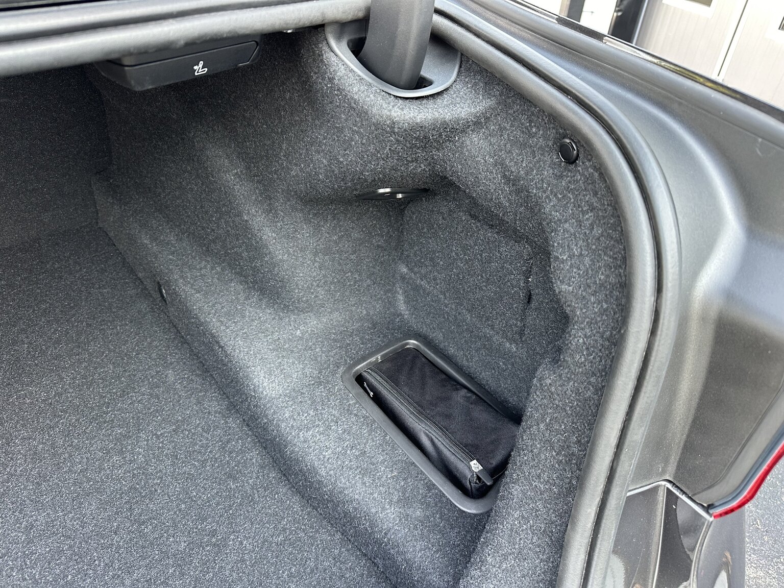 Interior image of 2019 ALPINA B5 S Bi-Turbo Sedan ALLRAD