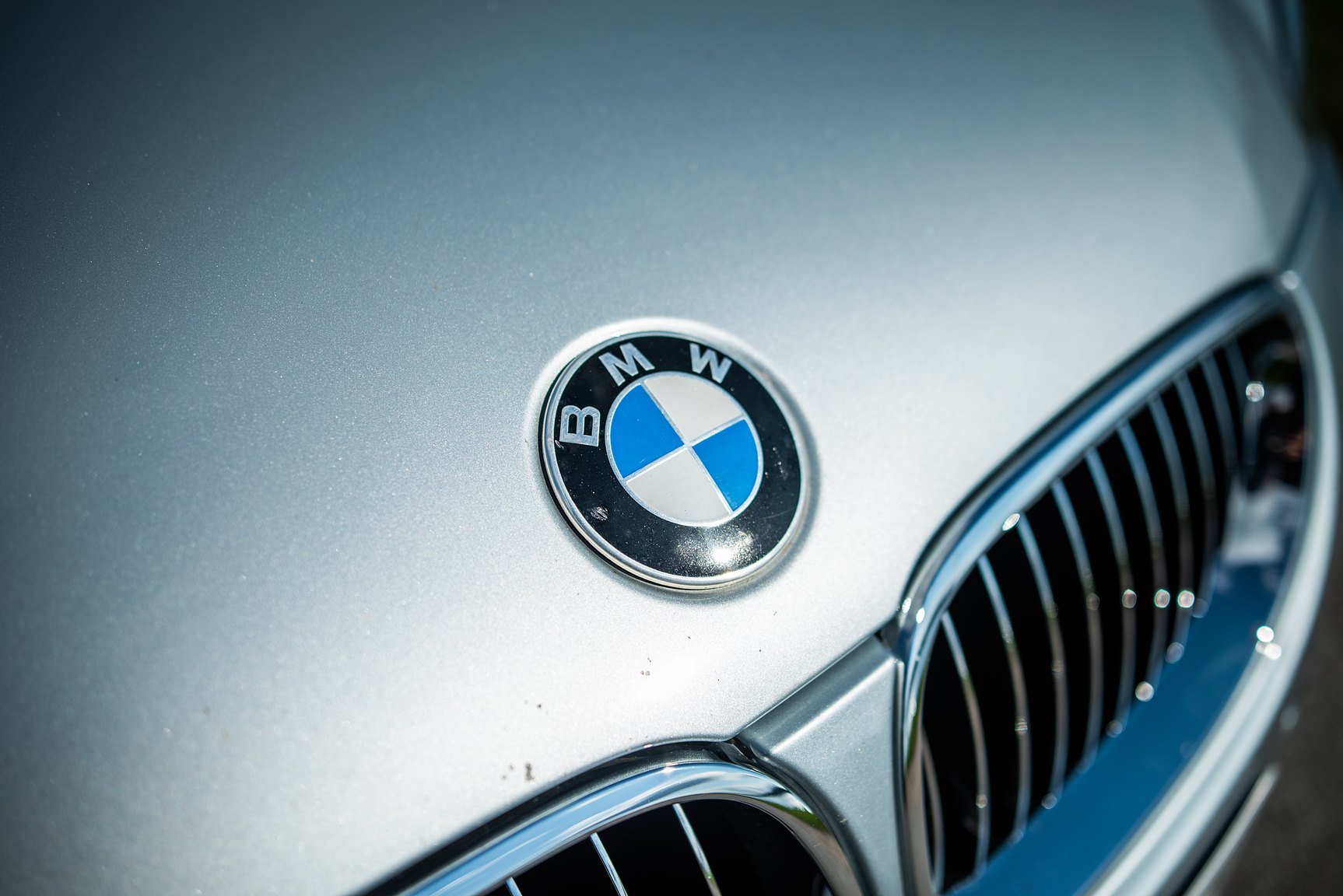 Exterior image of 2006 BMW E60 M5