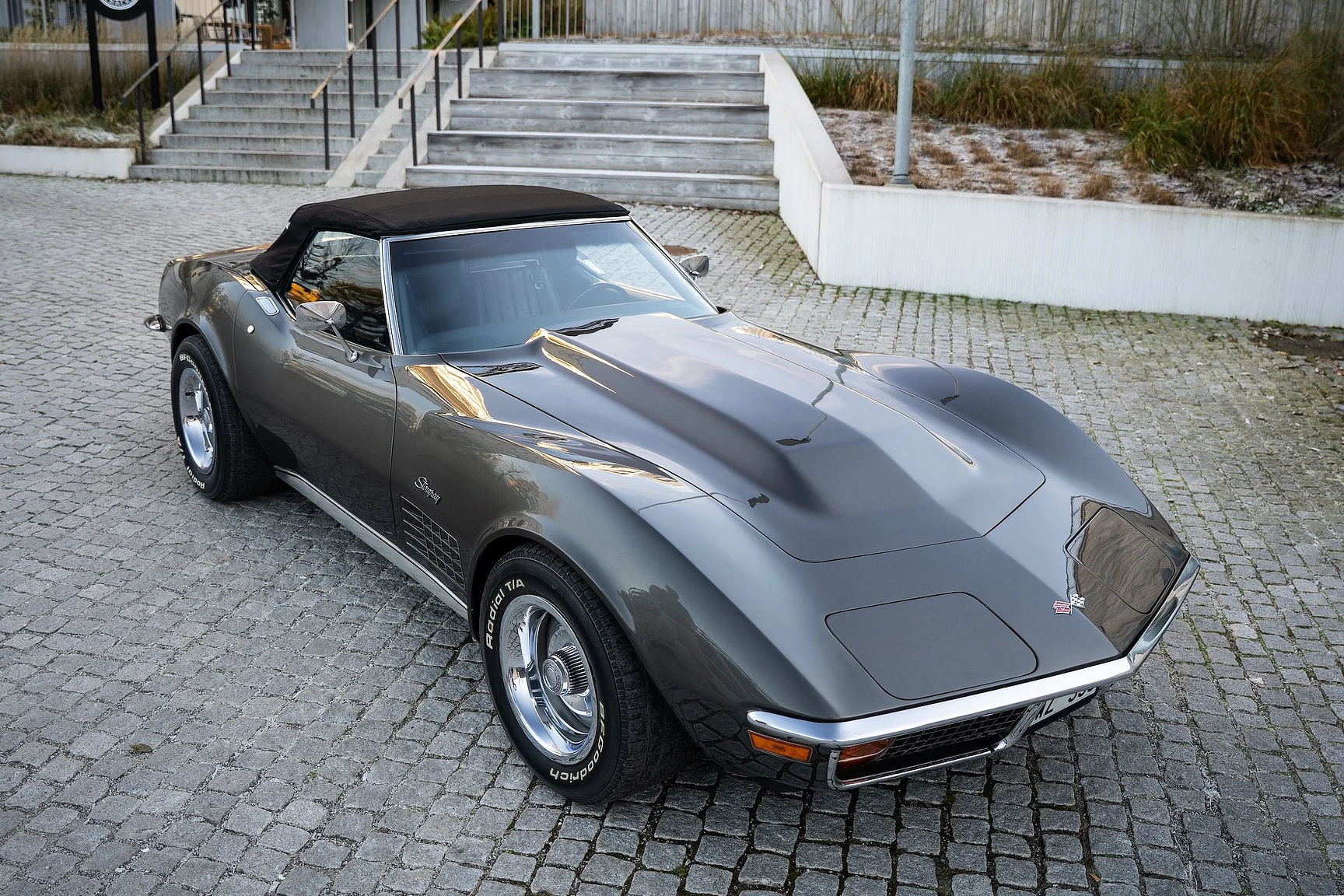 Exteriörbild på 1971 Chevrolet Corvette Stingray Special 598 cui V8 795 hk (5)