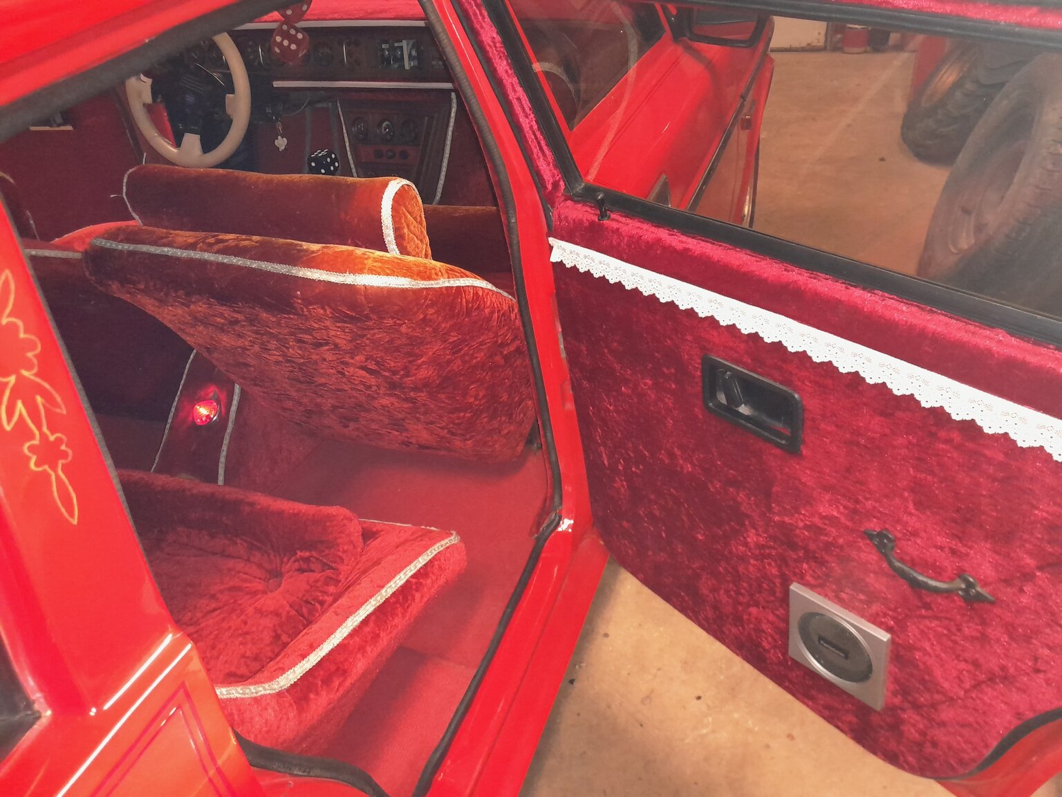 Interior image of 1968 Volvo 145 Custom