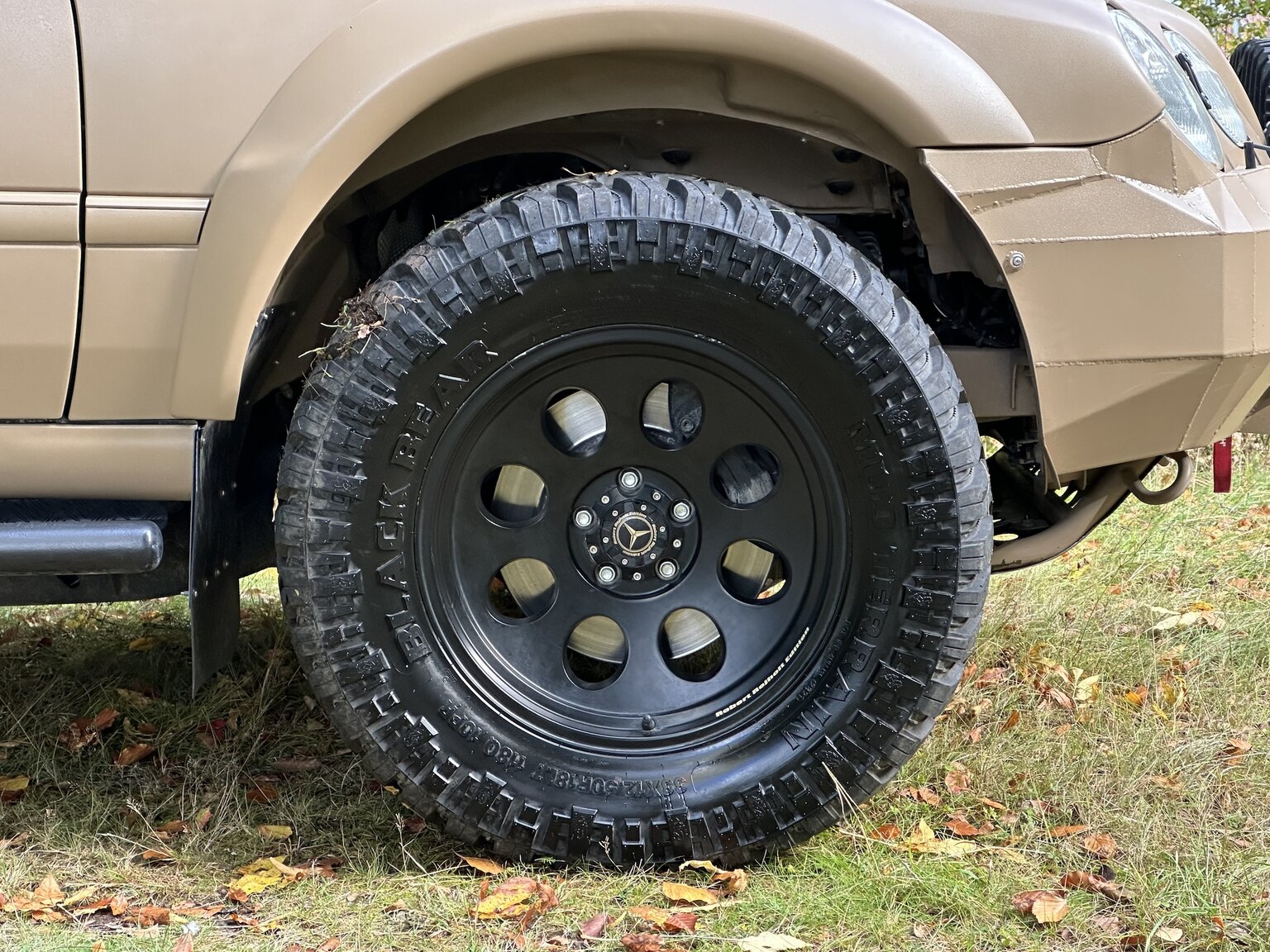 Exteriörbild på 2001 Mercedes-Benz CL600/ML 55 AMG