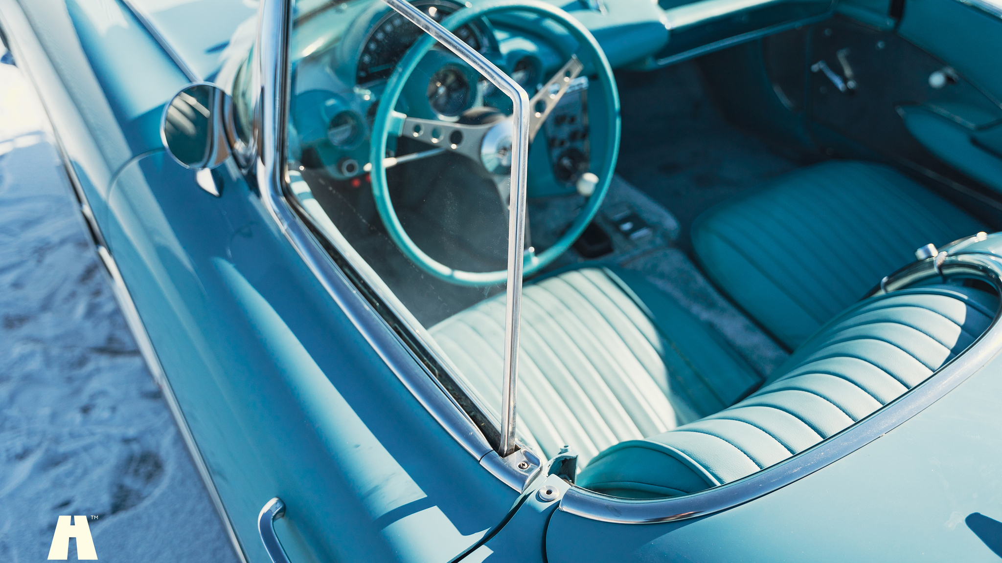 Exterior image of 1960 Chevrolet Corvette