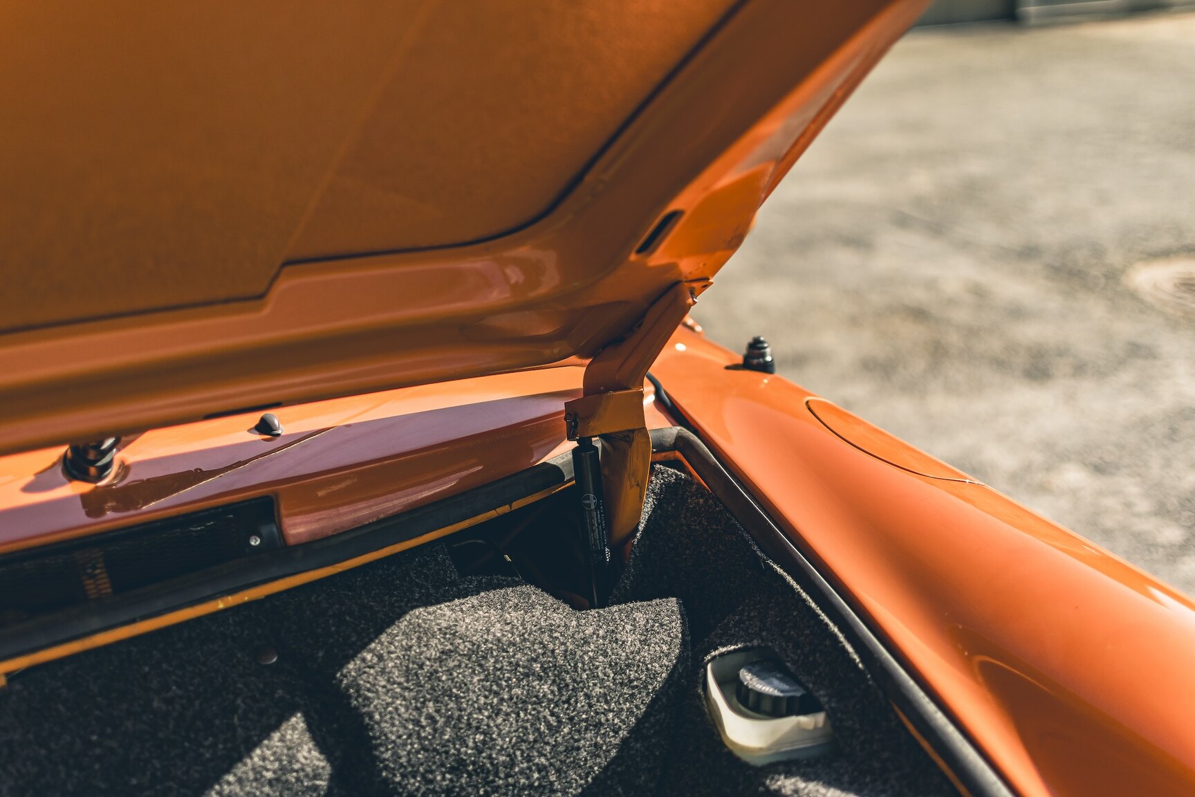 Interior image of Porsche 911 Carrera