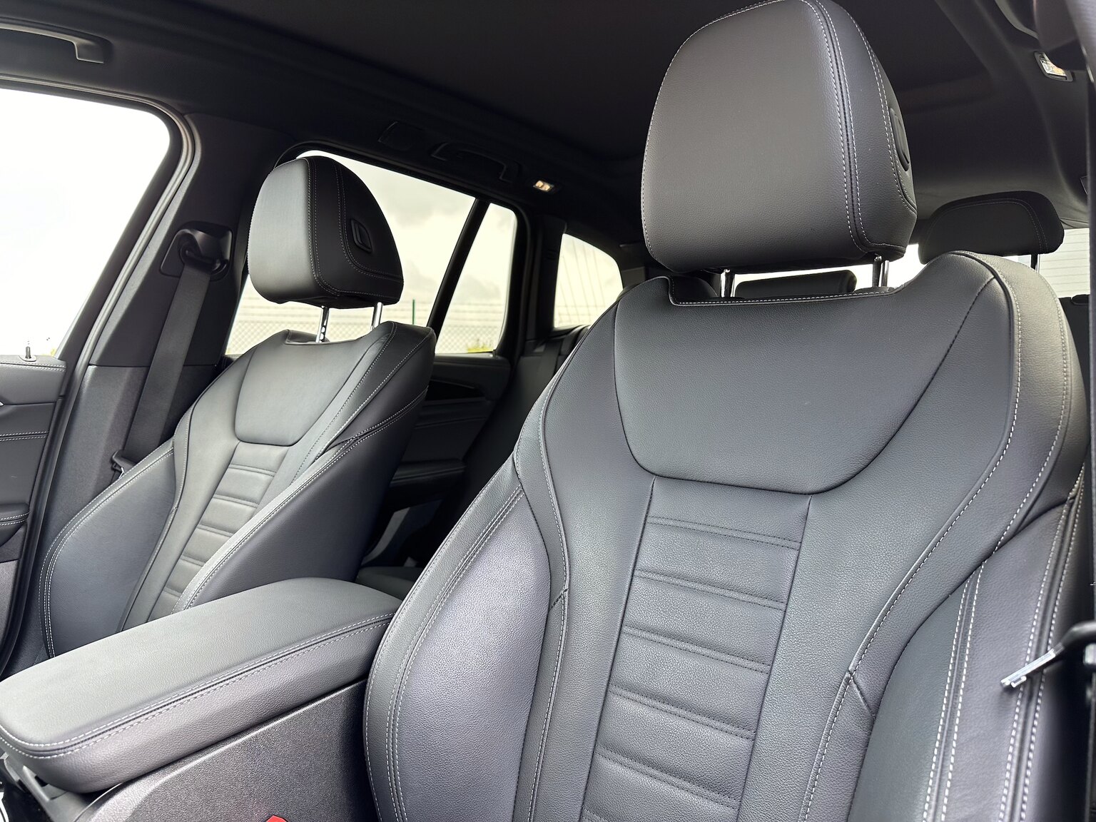 Innenraumfoto von 2022 ALPINA XD3