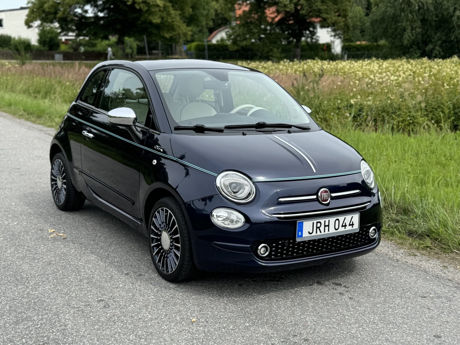 Exteriörbild på 2017 Fiat 500 Riva
