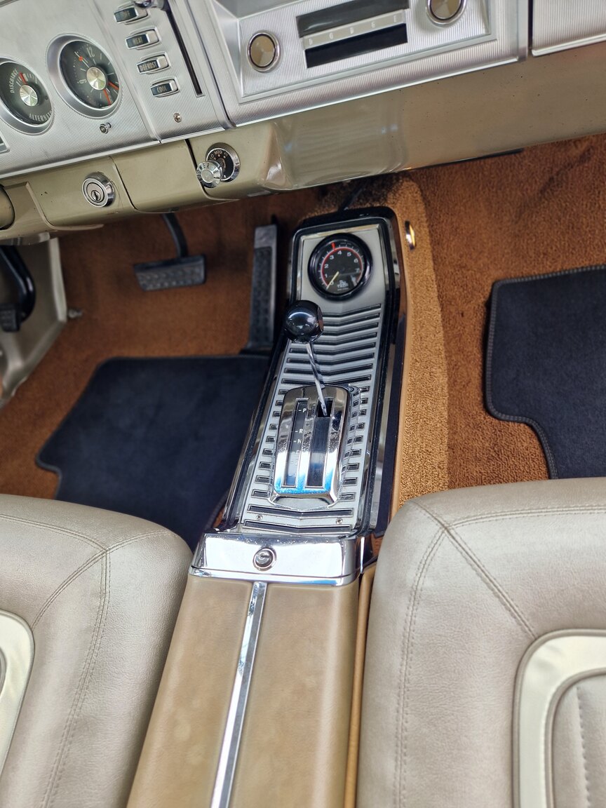 Innenraumfoto von 1964 Dodge Polara 500