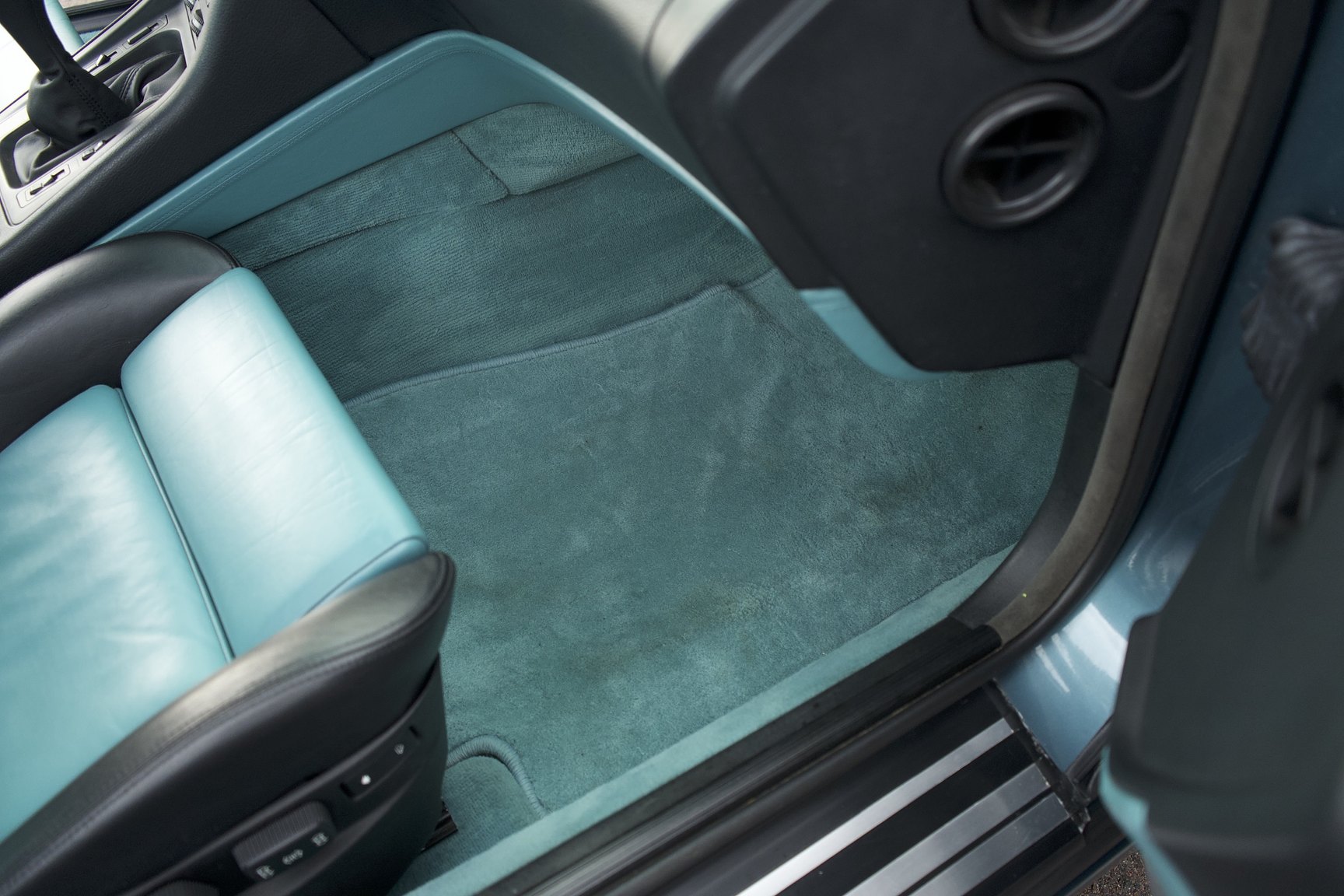 Interiörbild 1992 BMW 850i 6-speed manual - NO RESERVE