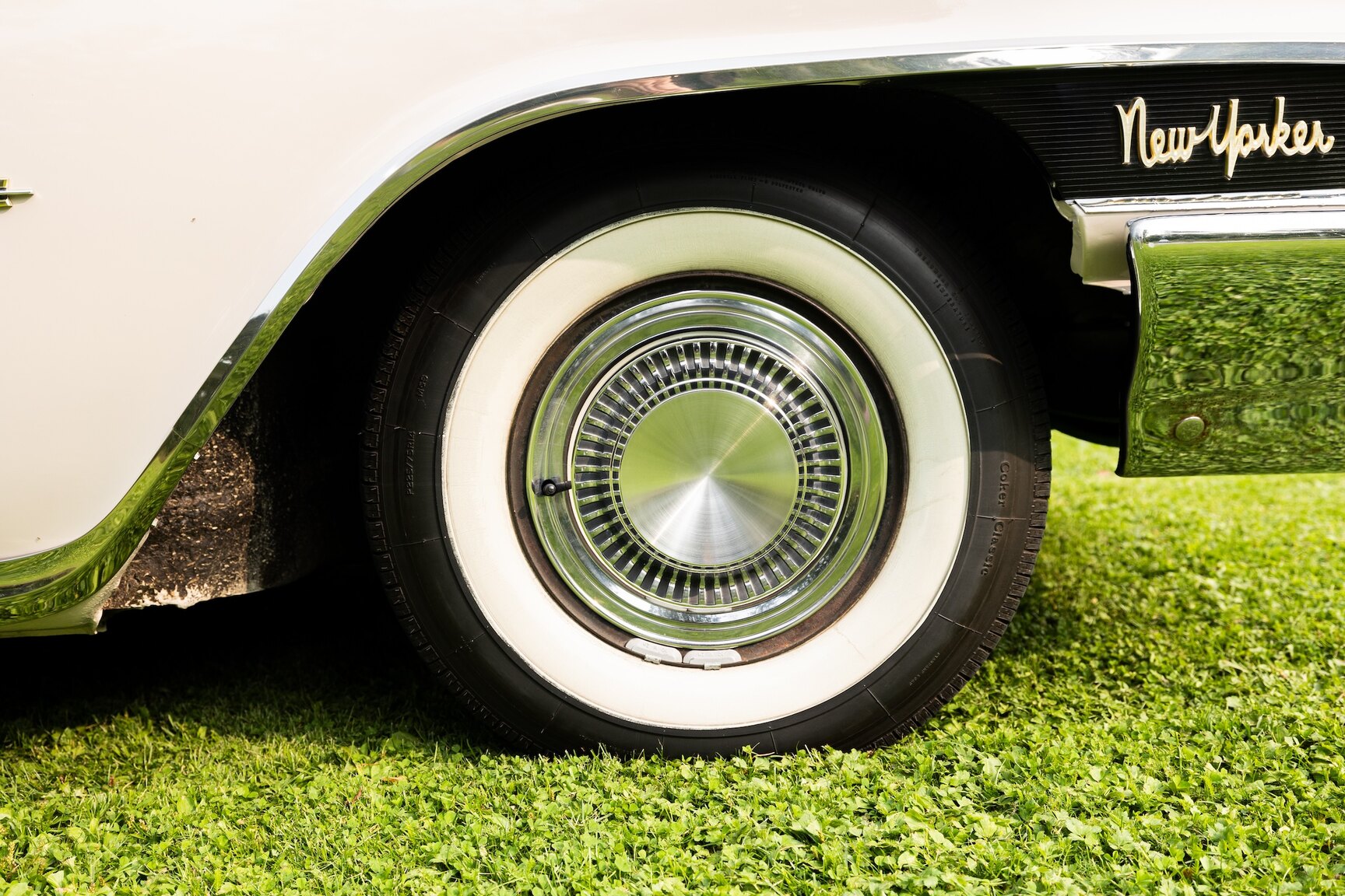Exterior image of 1962 Chrysler New Yorker