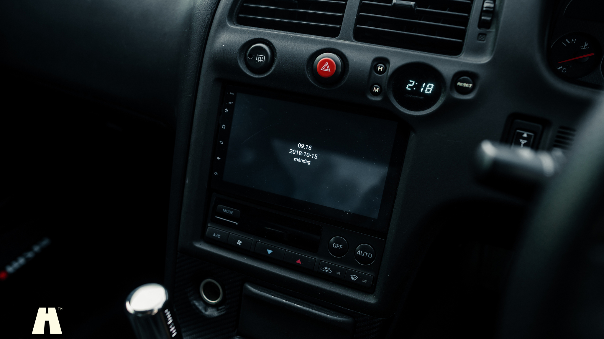 Interior image of 1996 Nissan Skyline R33 GT-R