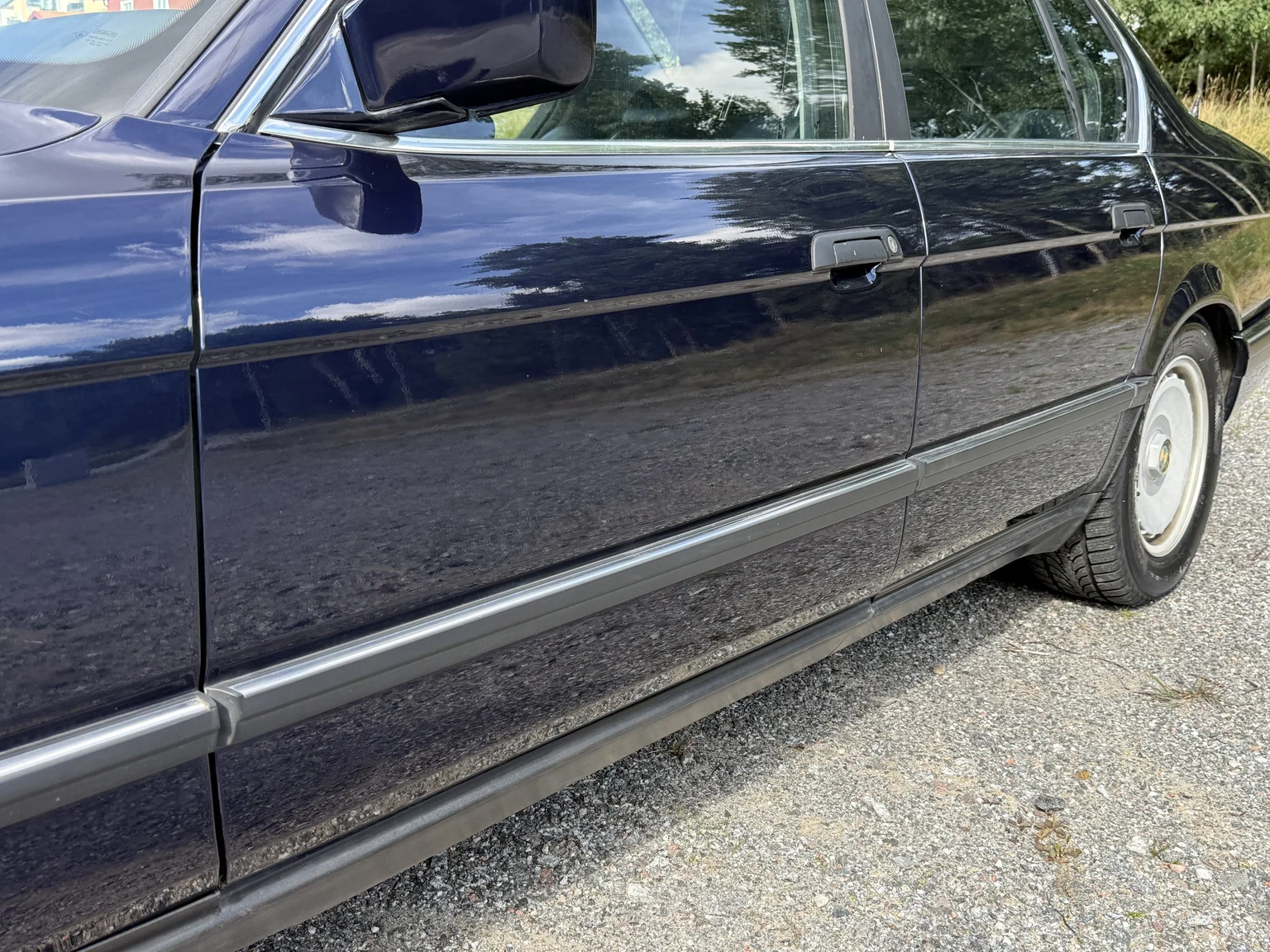 Aussenfoto 1990 BMW 750i (81)