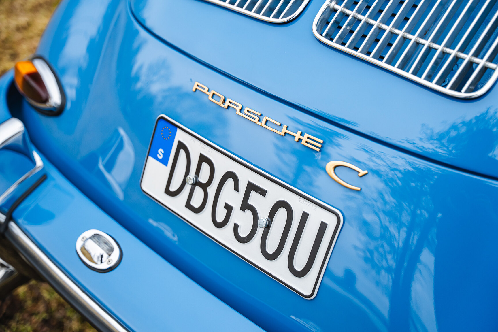 Exterior image of 1964 Porsche 356 C