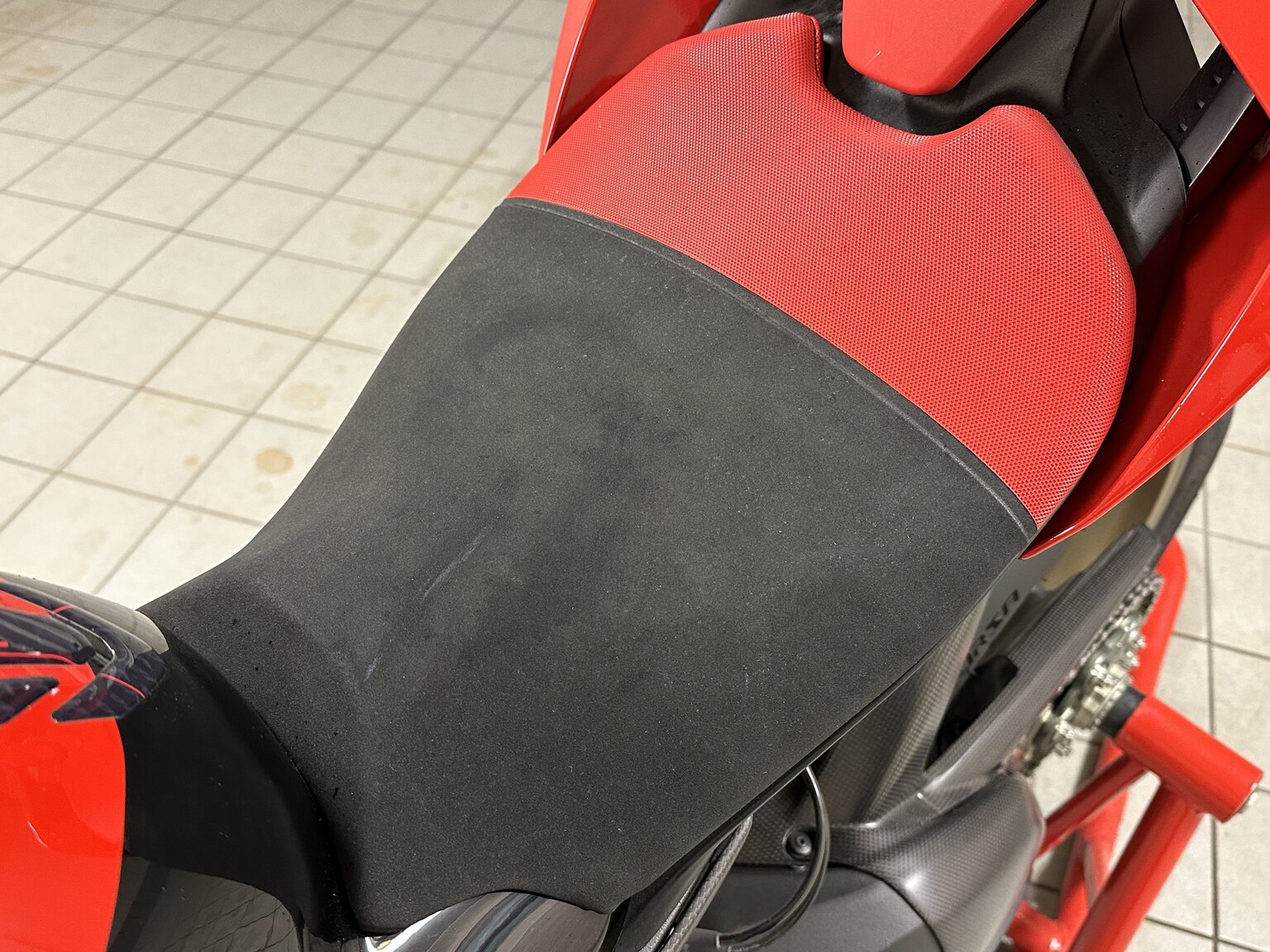 Aussenfoto 2020 Ducati Panigale V4 25° Anniversario (33)