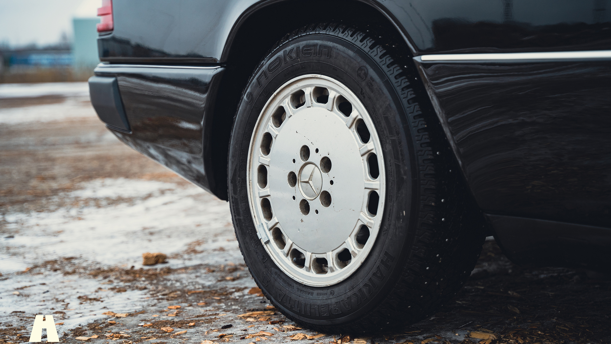 Exteriörbild på 1990 Mercedes 300 CE-24