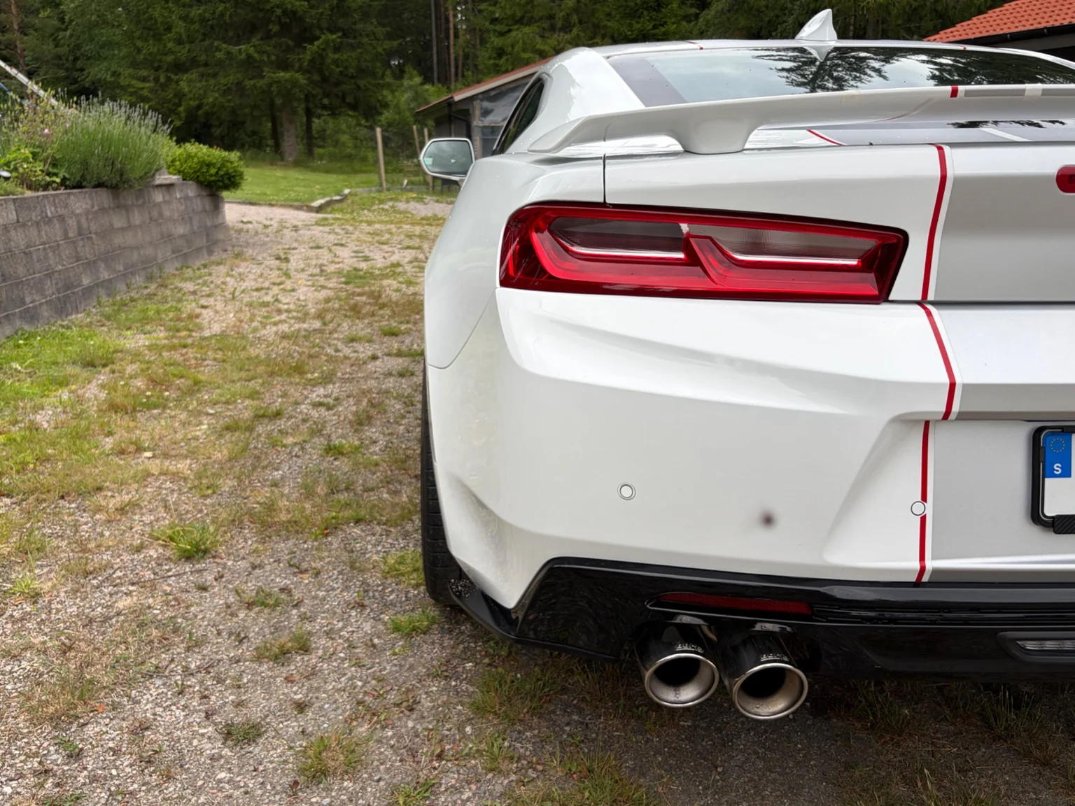 Aussenfoto 2017 Chevrolet Camaro SS (47)