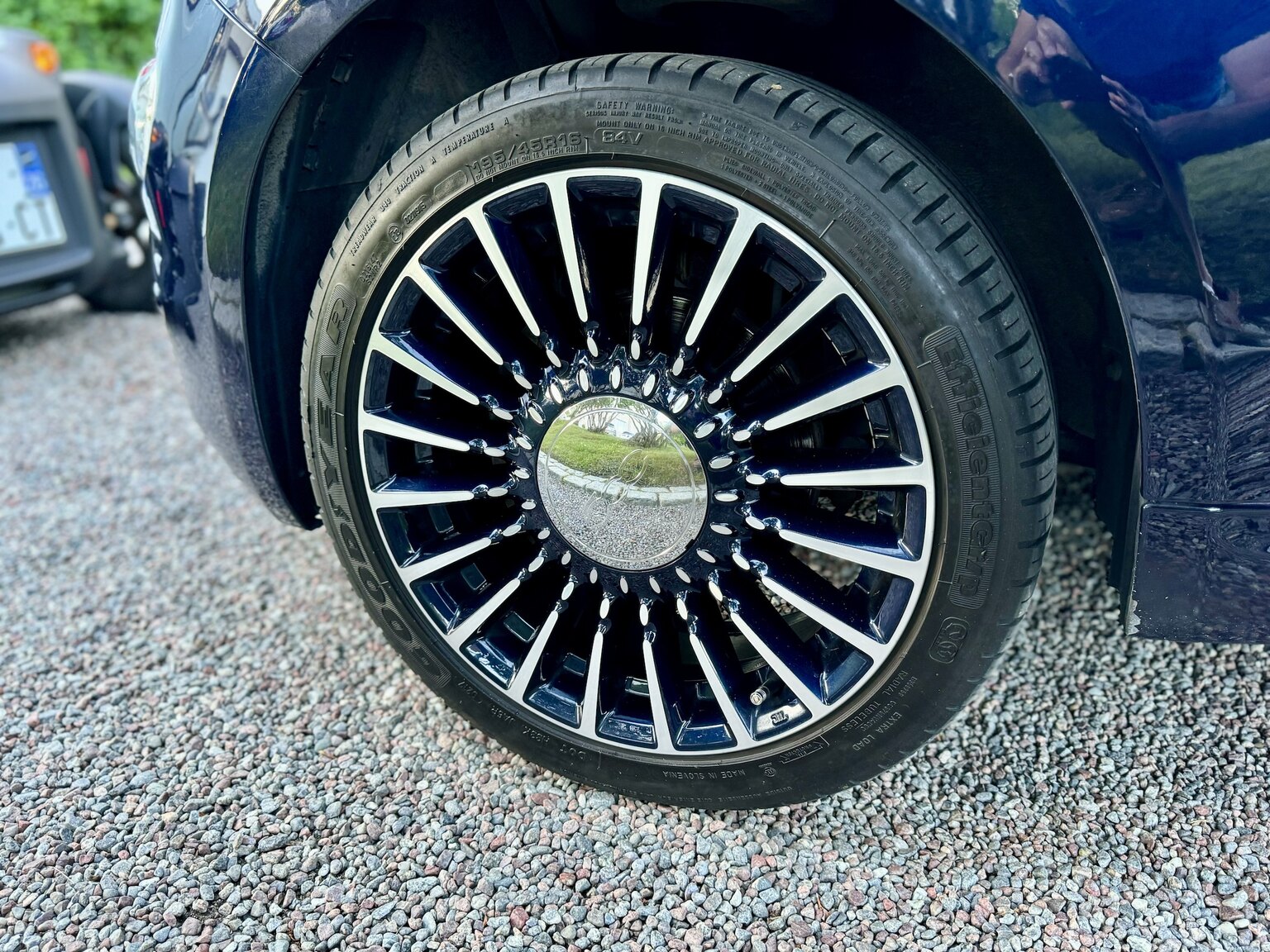 Exterior image of 2017 Fiat 500 Riva