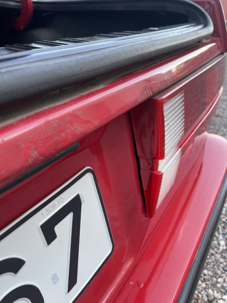 Exteriörbild på 1987 BMW 320i