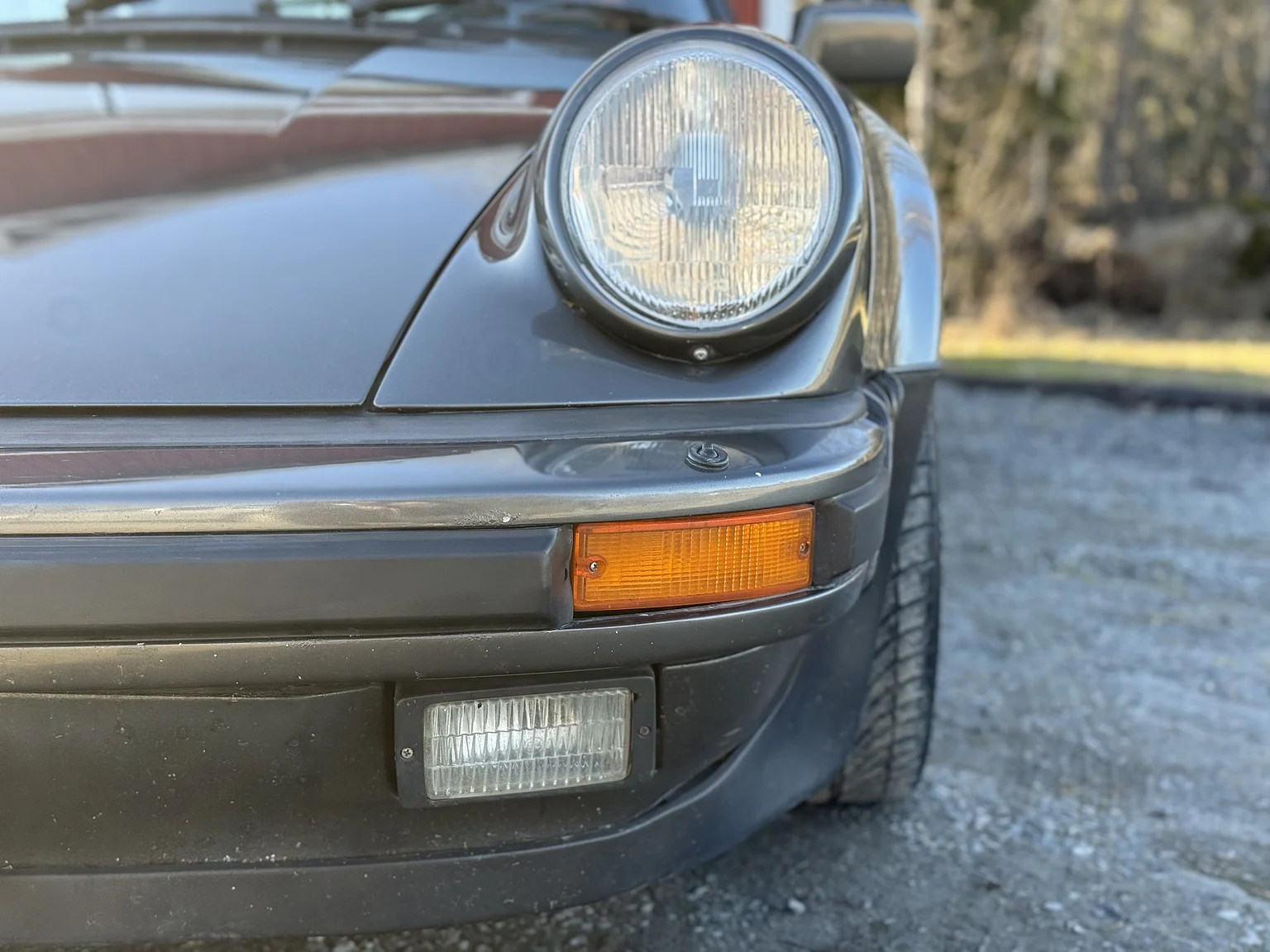 Aussenfoto 1989 Porsche 911 / 930 3.3 Turbo 5-speed (9)
