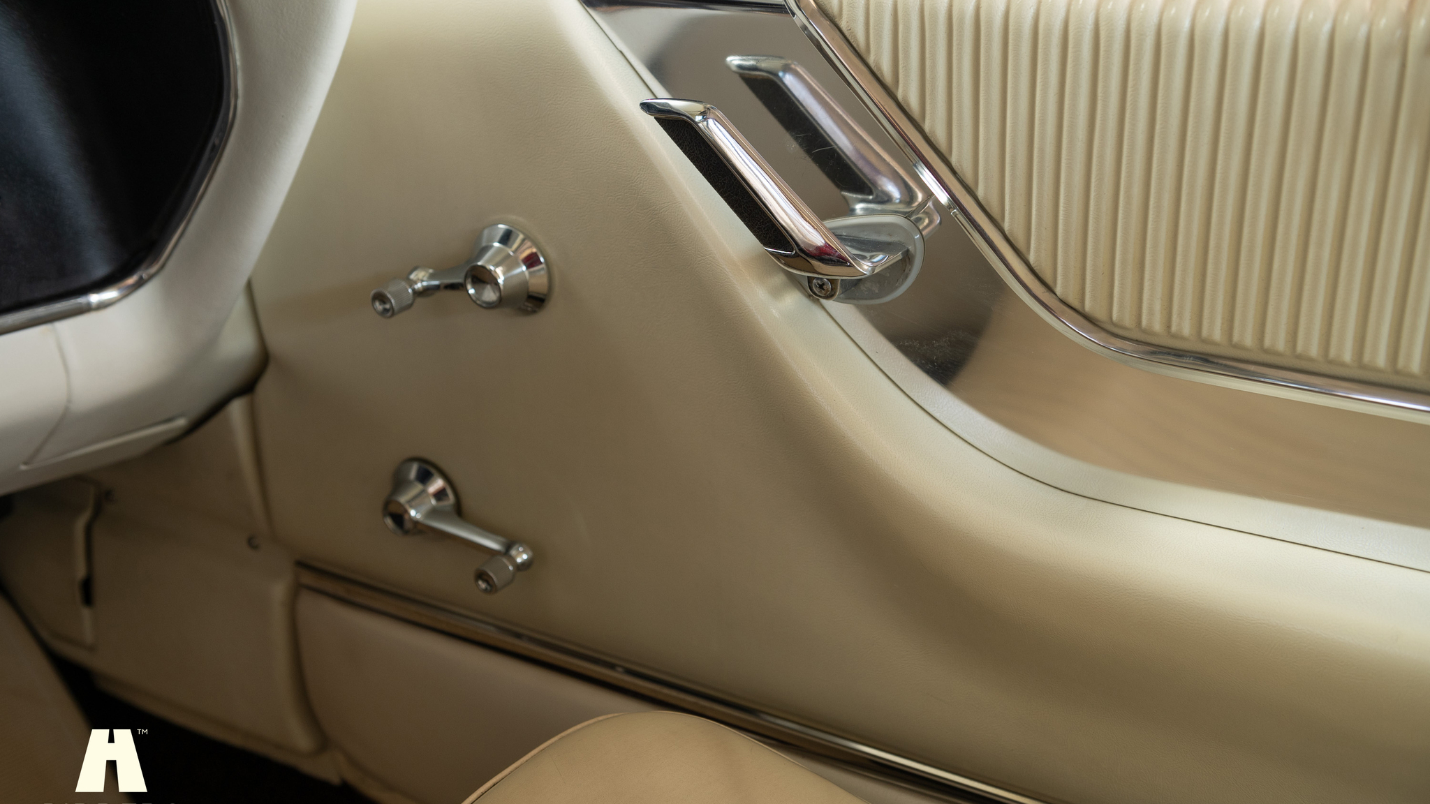 Innenraumfoto von 1964 Ford Thunderbird 6.4 HT (20)