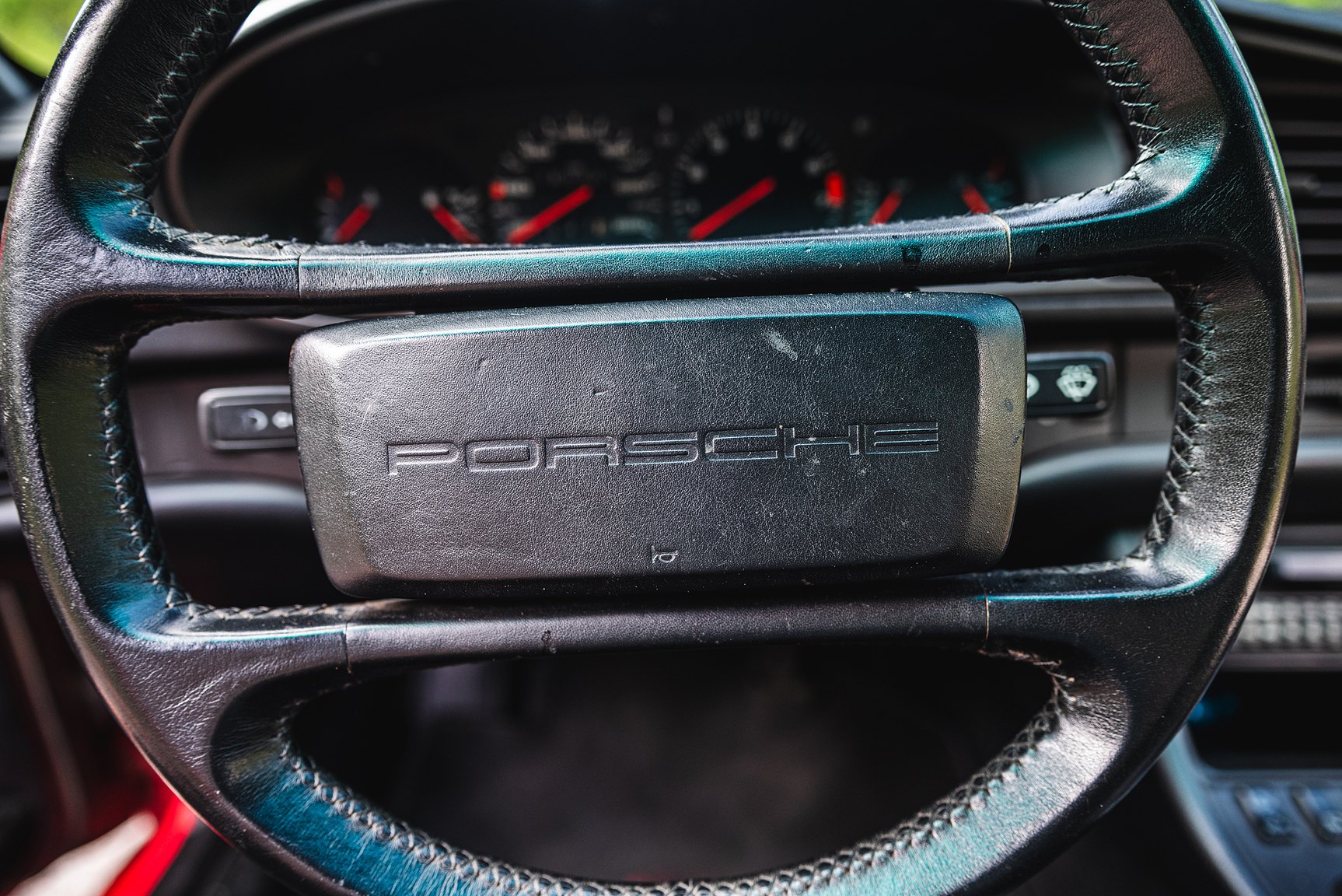 Interior image of 1988 Porsche 944