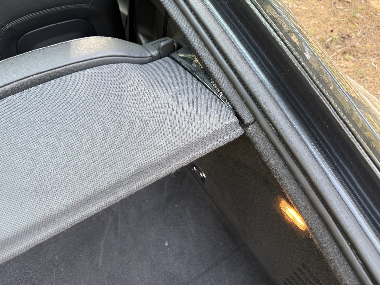 Interior image of 2011 Audi TT RS Coupé