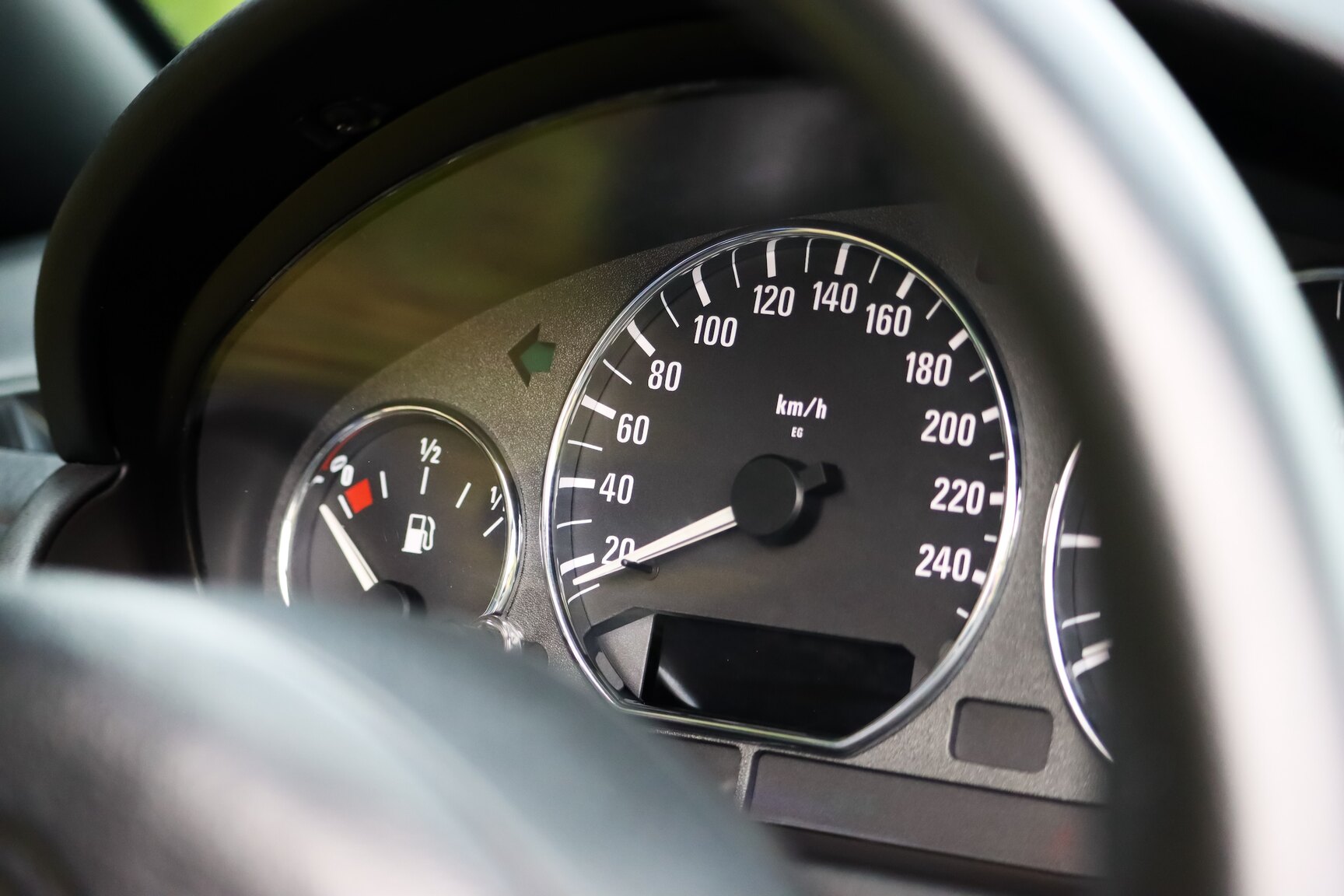 Interior image of 1999 BMW Z3 1.9i