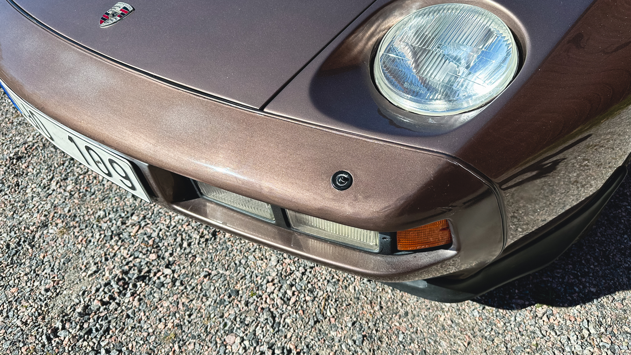 Exteriörbild på 1983 Porsche 928 S (45)