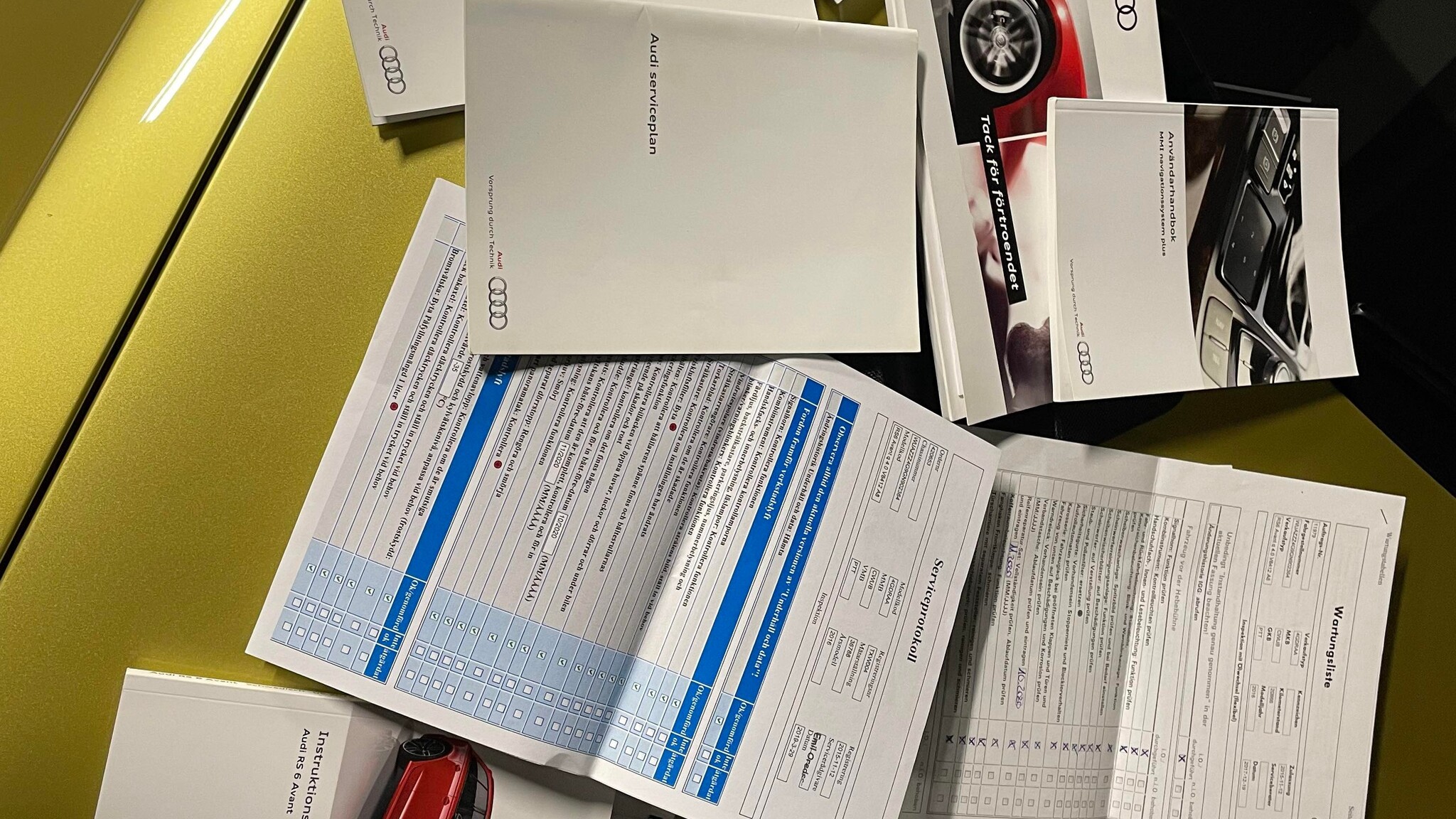 Documentation for 2016 Audi RS6 Avant Exclusive (2)