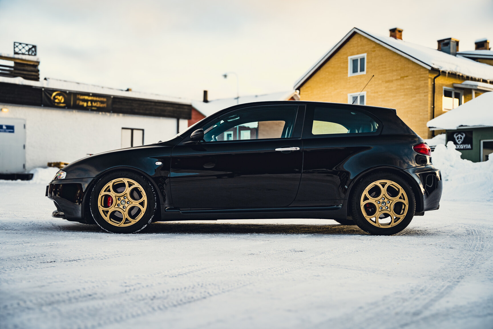 Exteriörbild på 2003 Alfa Romeo 147 GTA