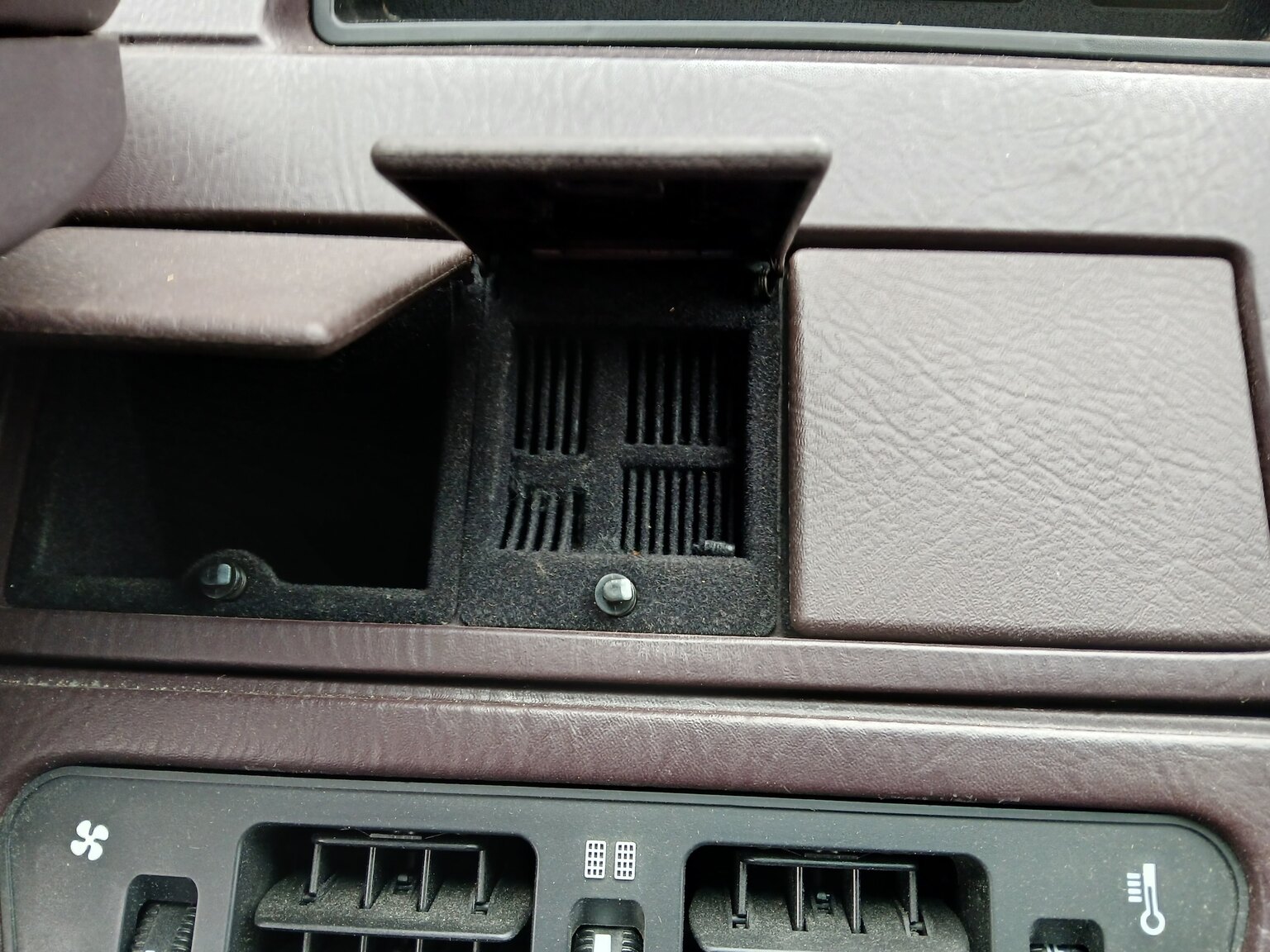 Innenraumfoto von 1988 Citroen CX 25 T Prestige
