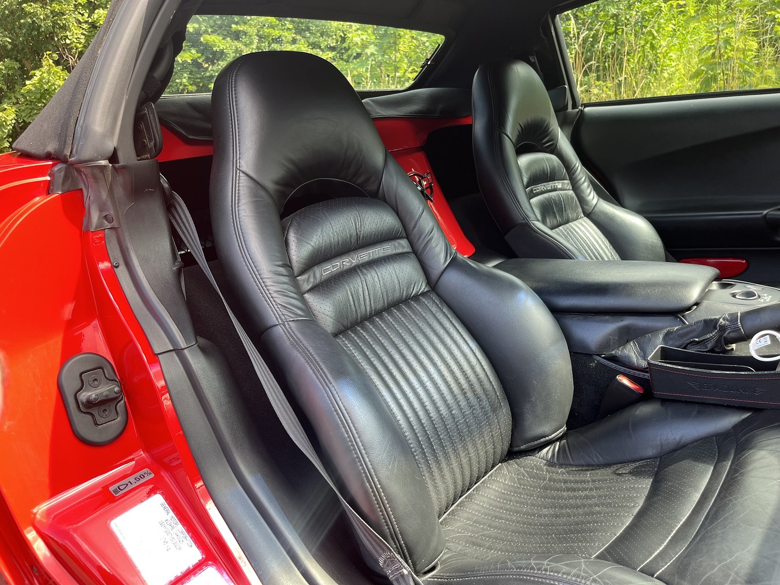 Interior image of 2000 Chevrolet Corvette Cabriolet