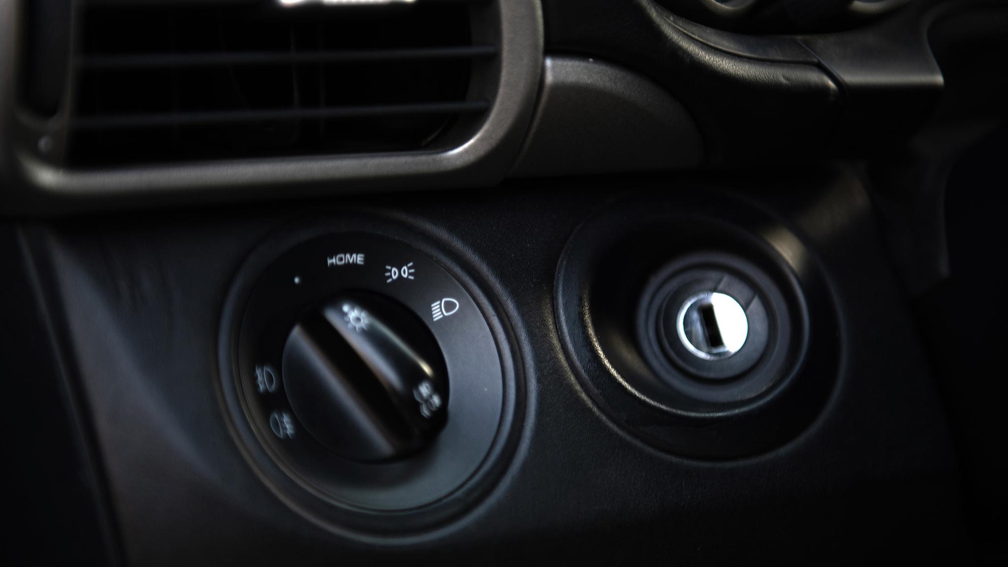 Interior image of 2007 Porsche 997 GT3 Gen 1  (15)