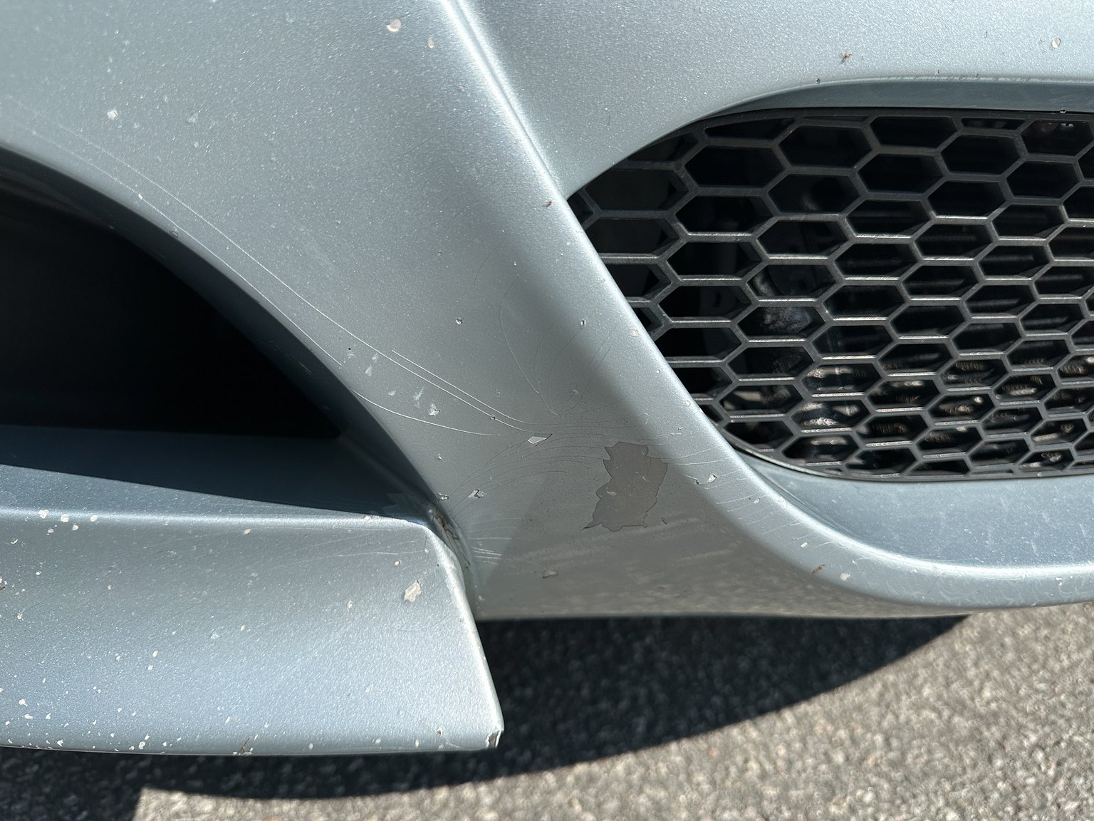 Exterior image of 2006 BMW E60 M5